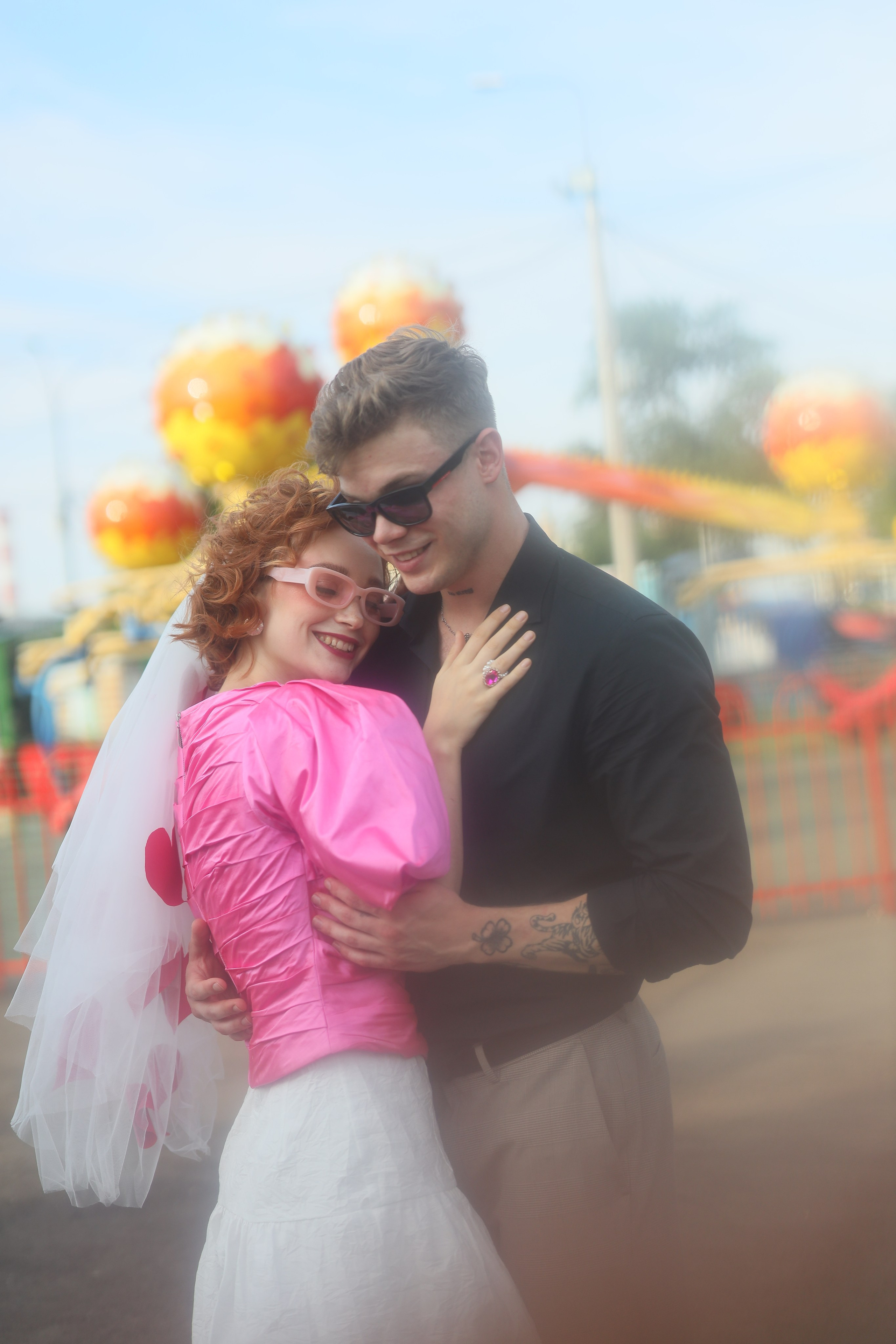 Свадебная фотосессия в парке аттракционов. Свадебный и семейный фотограф в Абхазии Жанна Соснина