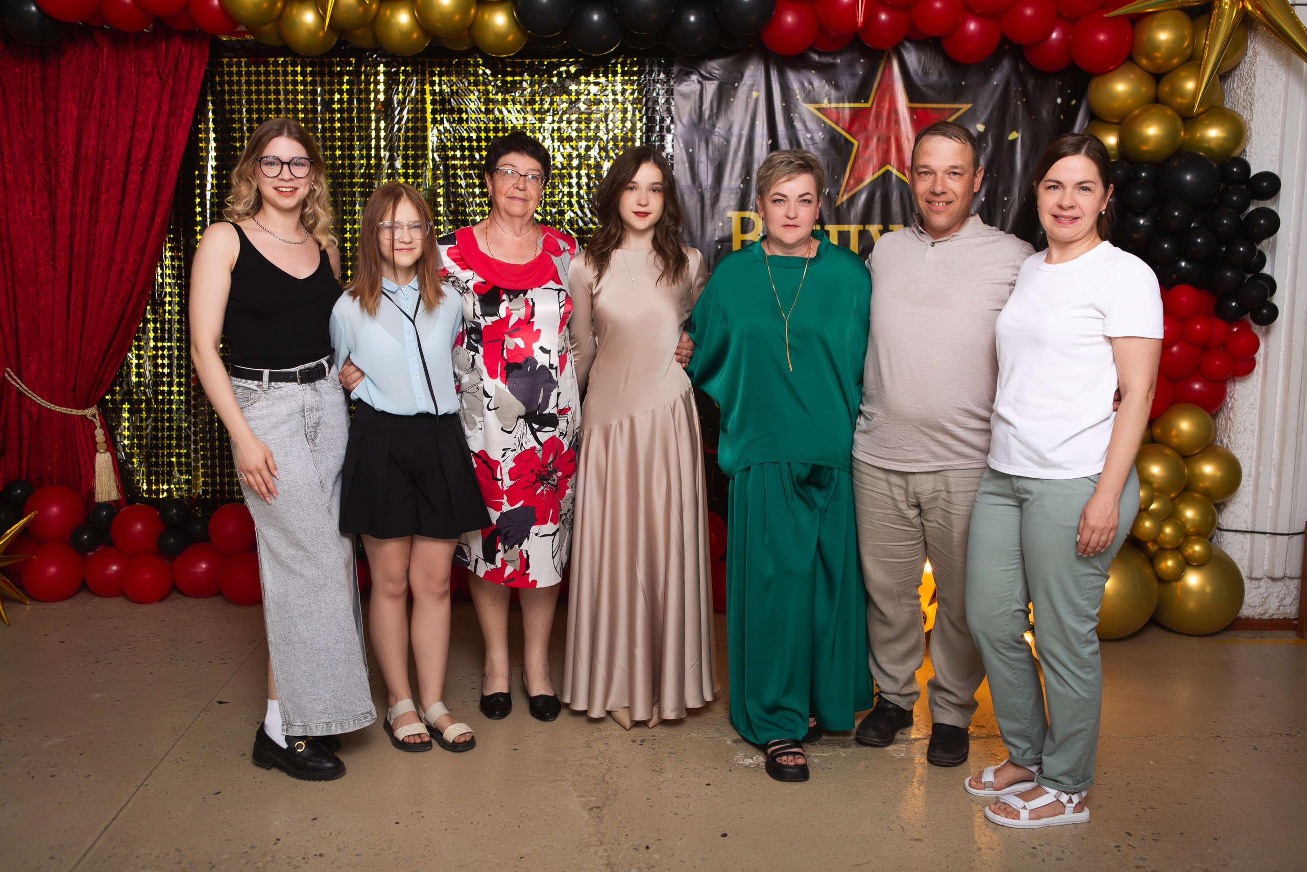 ФОТОСЕССИЯ С РОДИТЕЛЯМИ «ВЫПУСКНОЙ» 2024 г. 9 ШКОЛА г. МЦЕНСК. ТВОЙ АЛЬБОМ / ТВОИ ПРАВИЛА