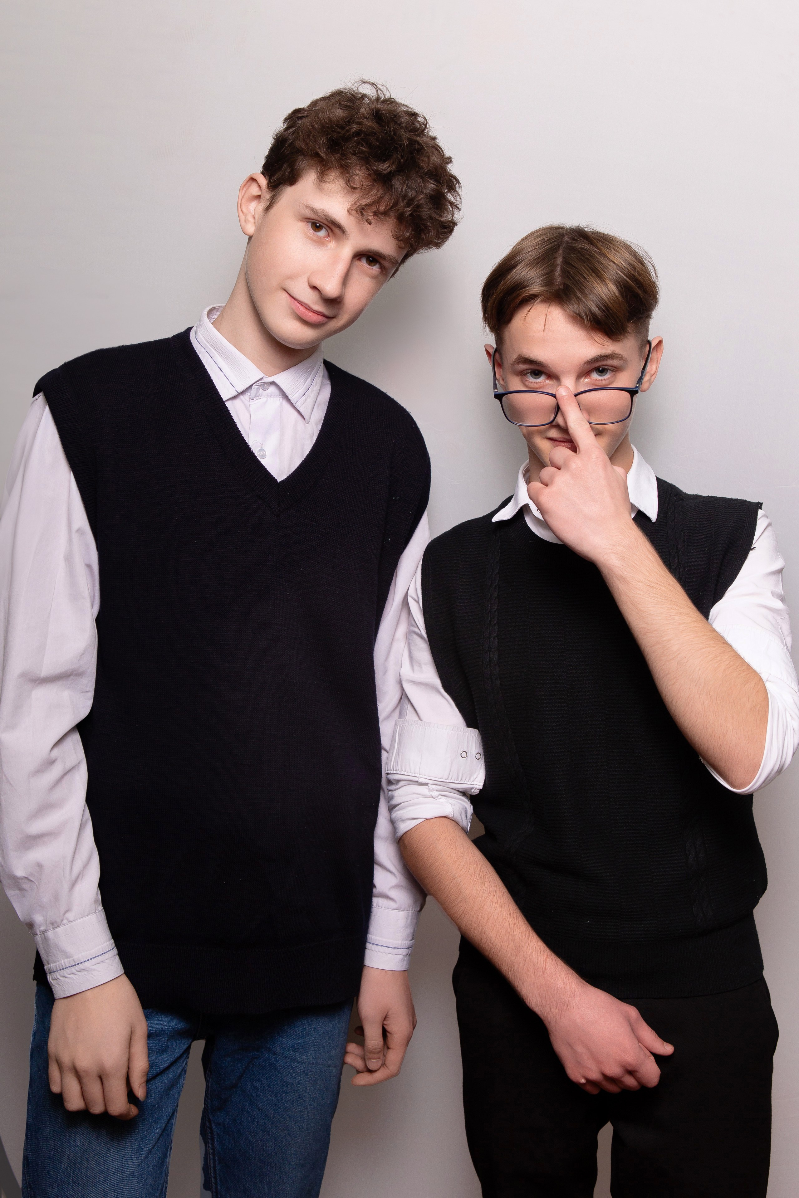 ШКОЛЬНАЯ ФОТОСЕССИЯ ДЛЯ 9 КЛАССА 3 ШКОЛА МЦЕНСК. ТВОЙ АЛЬБОМ / ТВОИ ПРАВИЛА