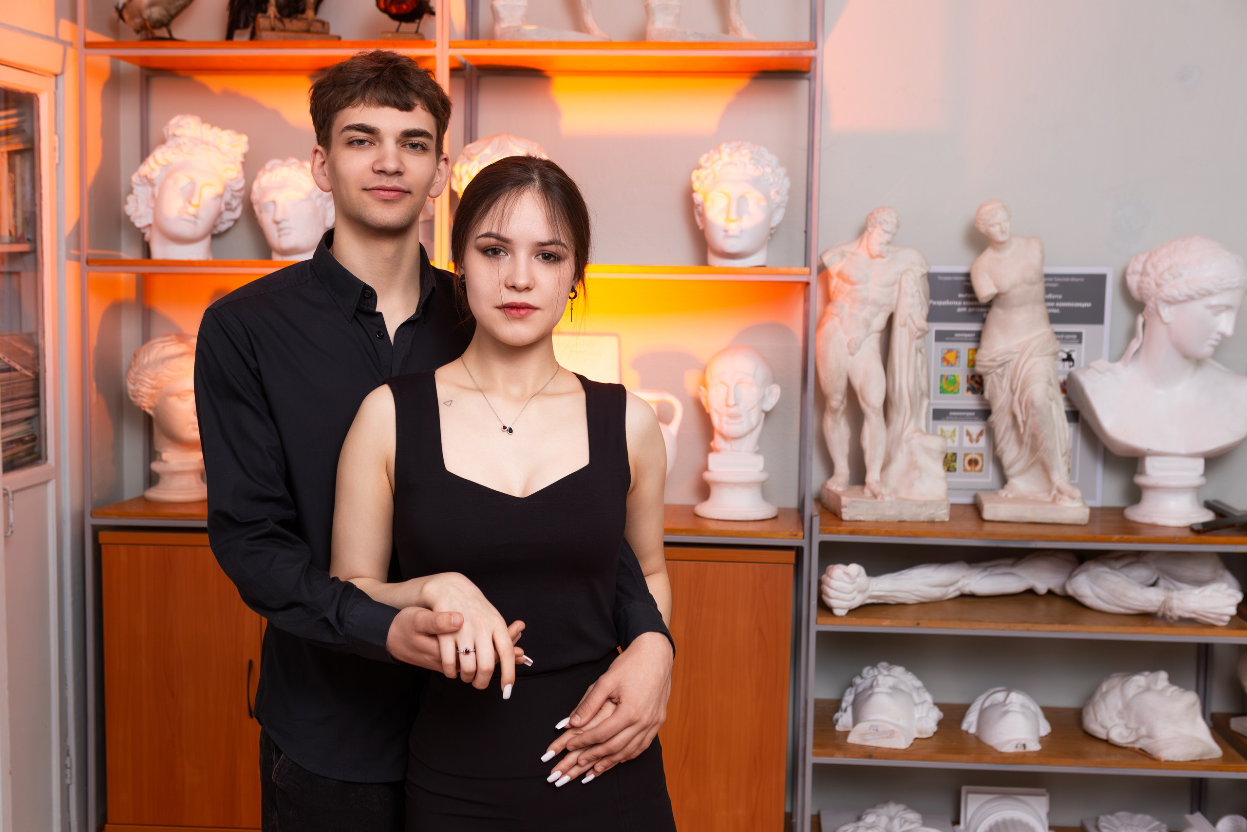 ФОТОСЕССИЯ В АУДИТОРИИ ДЛЯ БУДУЩИХ УЧИТЕЛЕЙ — выпускников Чернского профессионально-педагогического колледжа. ТВОЙ АЛЬБОМ / ТВОИ ПРАВИЛА