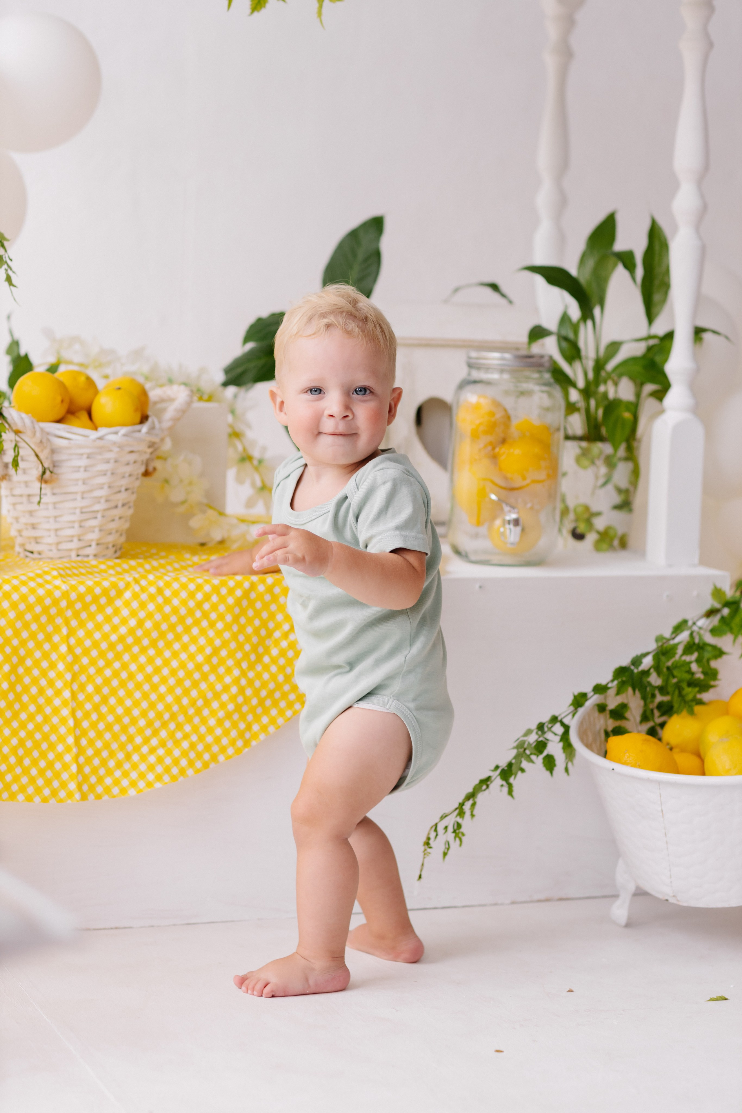 Лимоны. Фотограф новорожденных и семей Туапсе Краснодарский край Анна Альтман