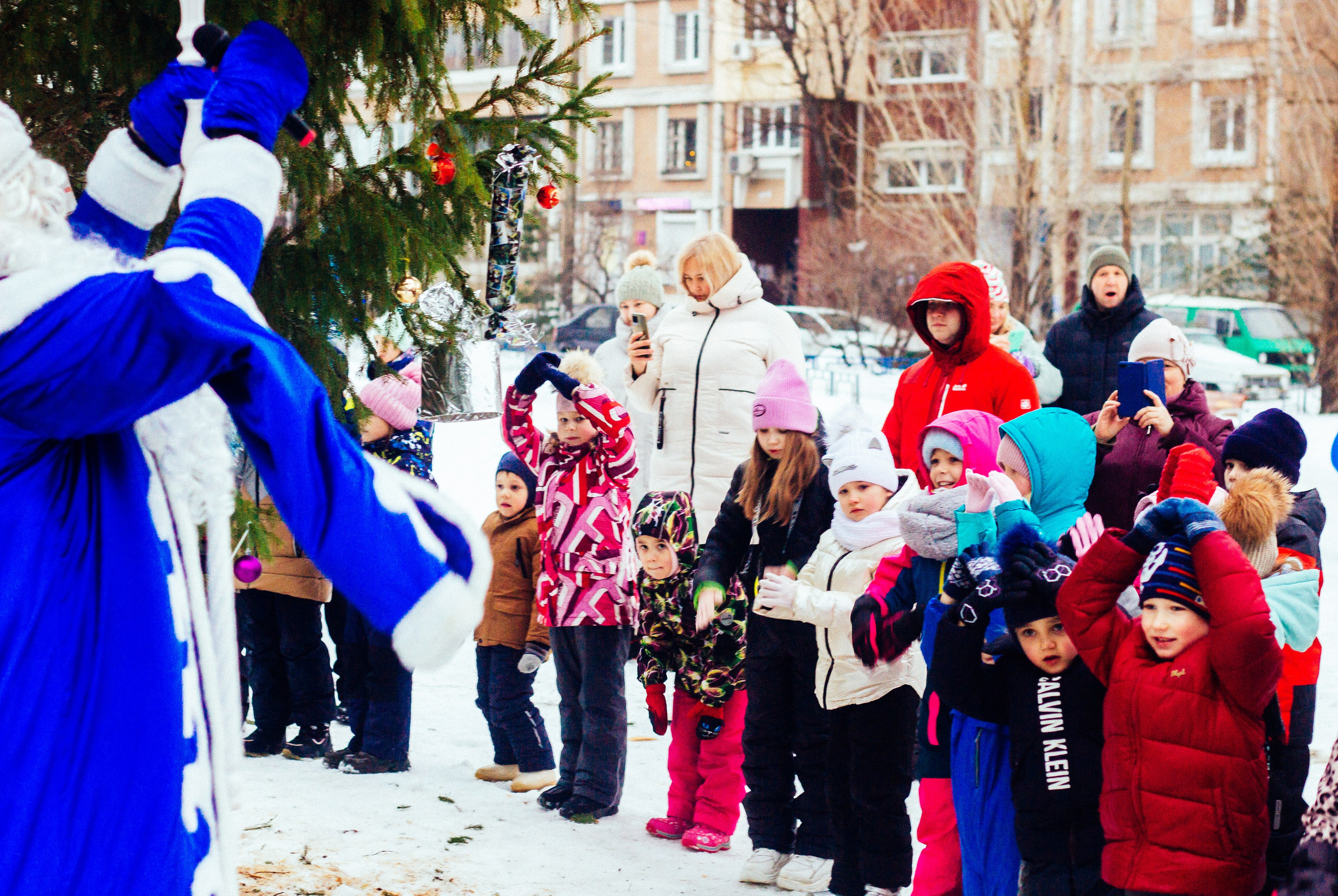 Дворовая ёлка. Детский и семейный фотограф, фотограф мероприятий Нижний Новгород