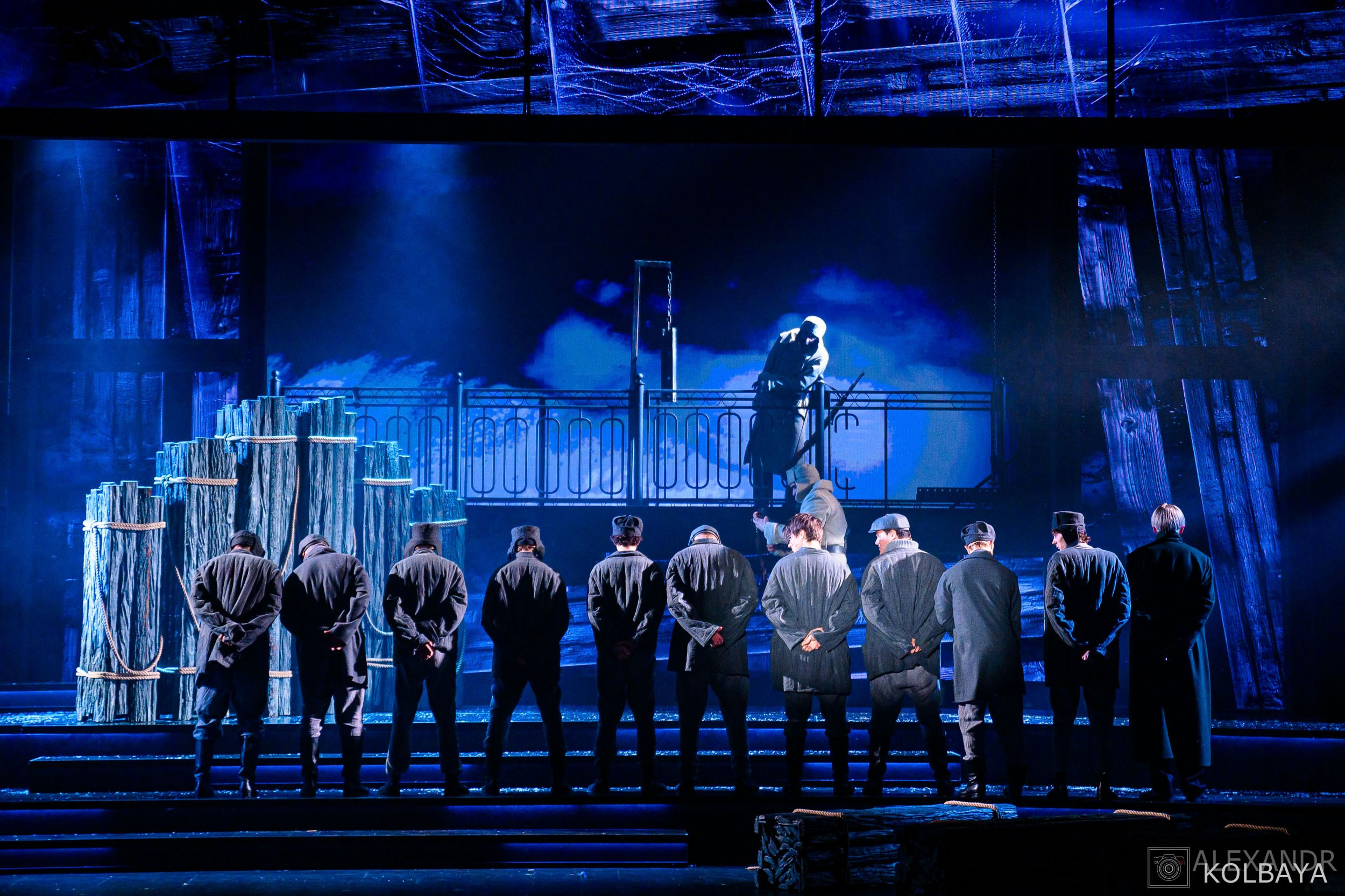 Фоторепортаж с мюзикла Вальс-Бостон 18 сентября 2025 года. Концертный и театральный репортажный фотограф в Москве Александр Колбая