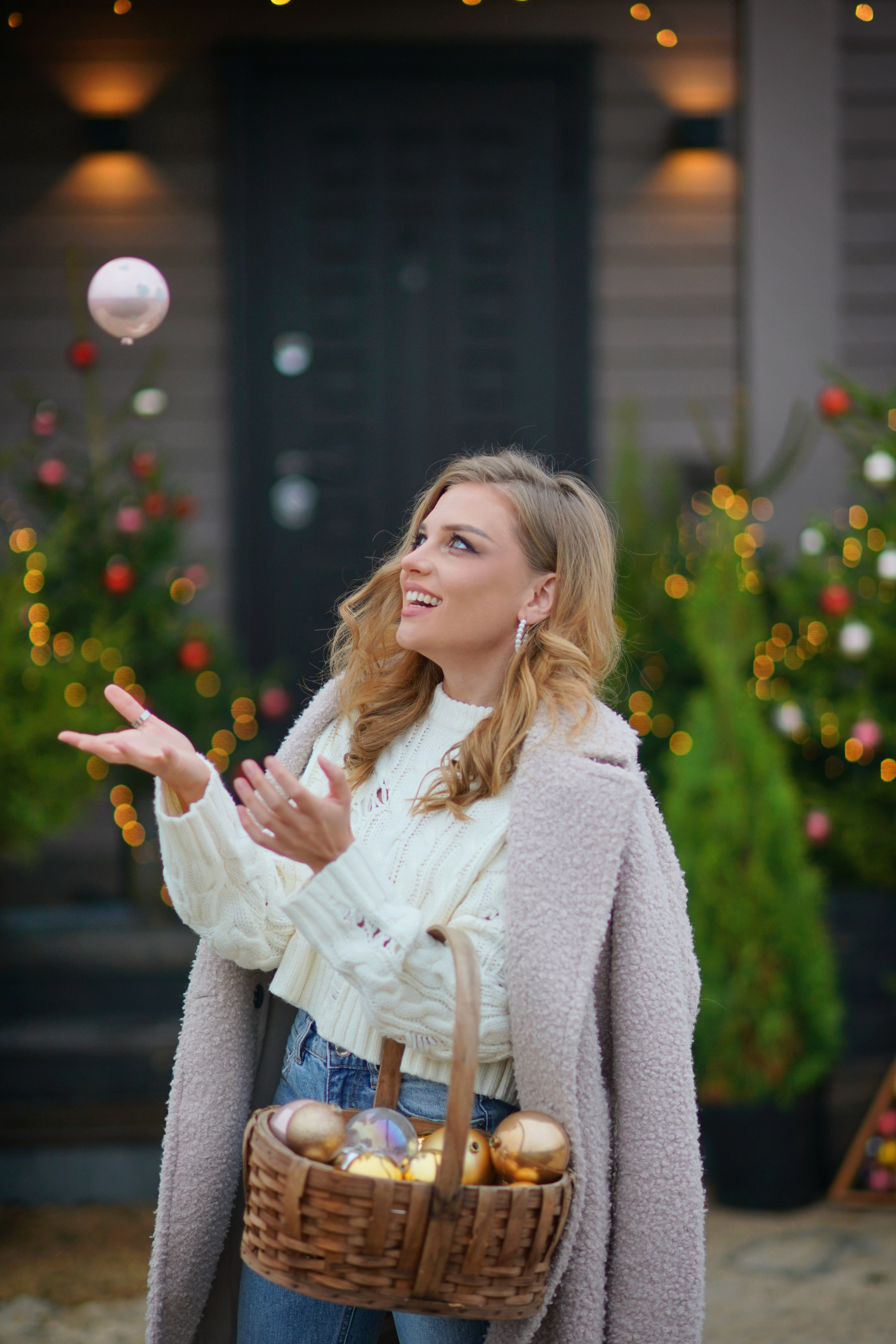 Территория у дома и веранды. Фотодача — загородный дом для съемок в Домодедово, Московская область