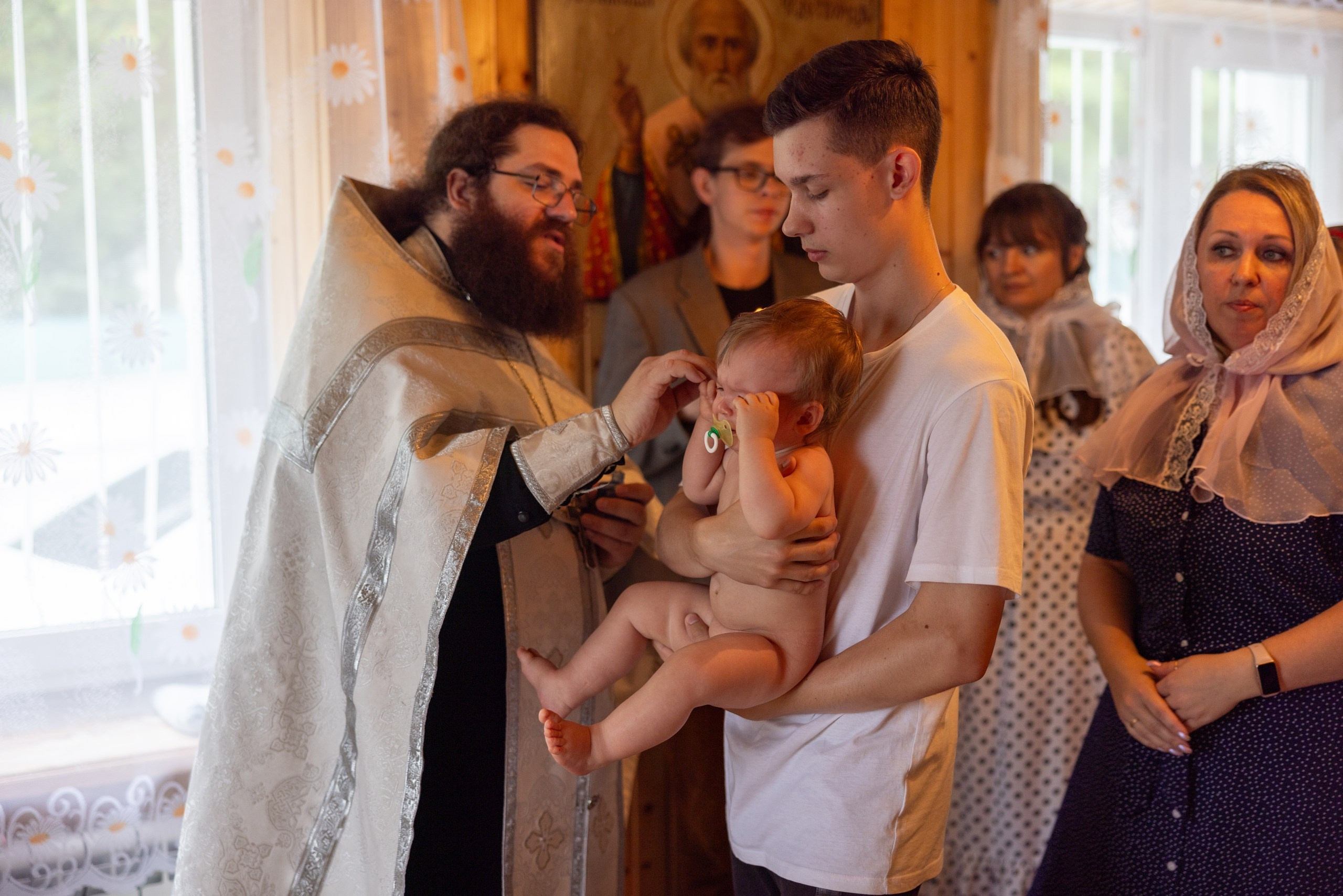 Образец репортажа крещения оригиналы, без искажений, без вспышки, светосильная оптика!. Фотограф в Туле Крупский АнДРей. Фотостудия «КАДР71» в Туле