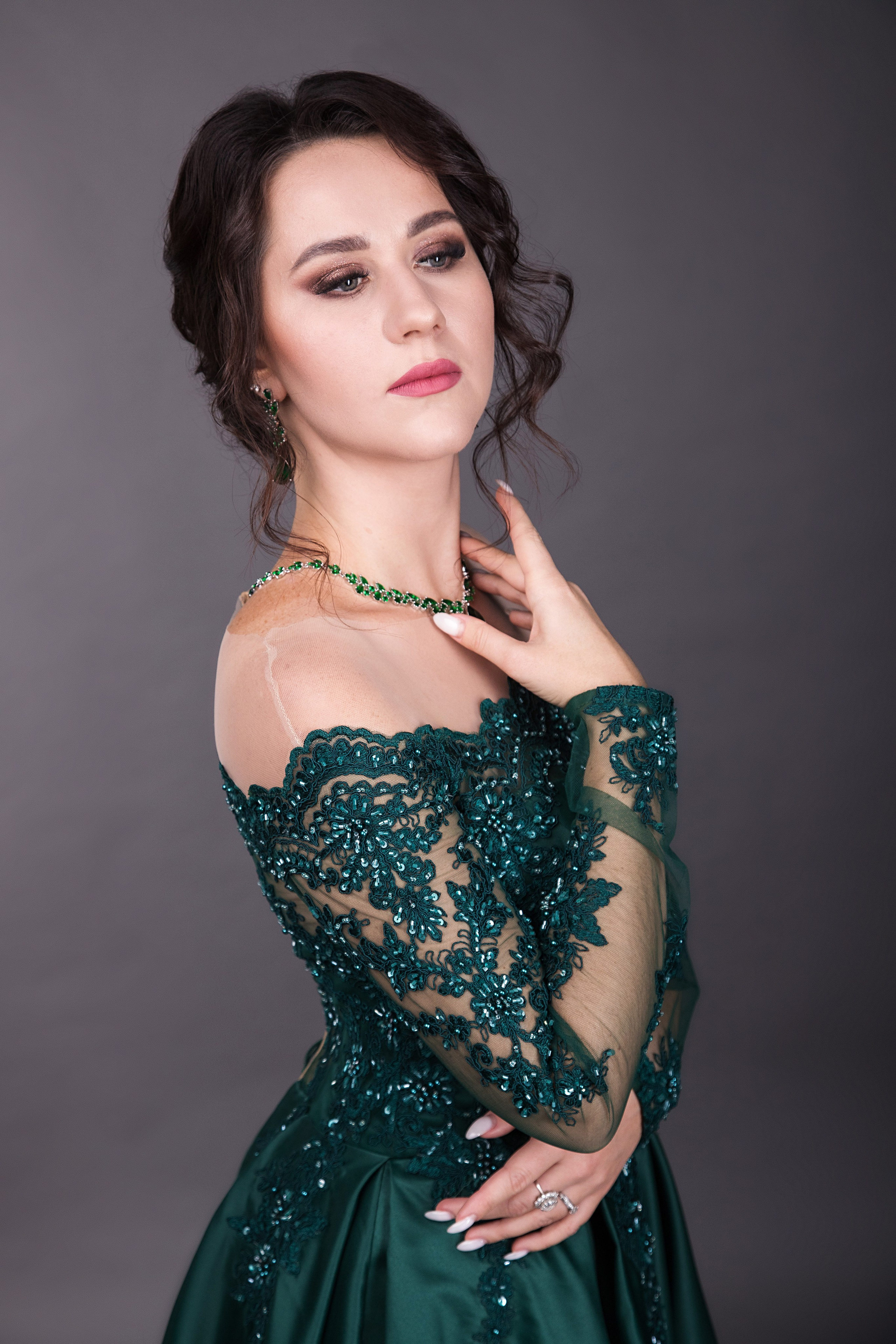 Студийный портрет для афиши. Креативный и женский Фотограф Омске Наталья Лебедева