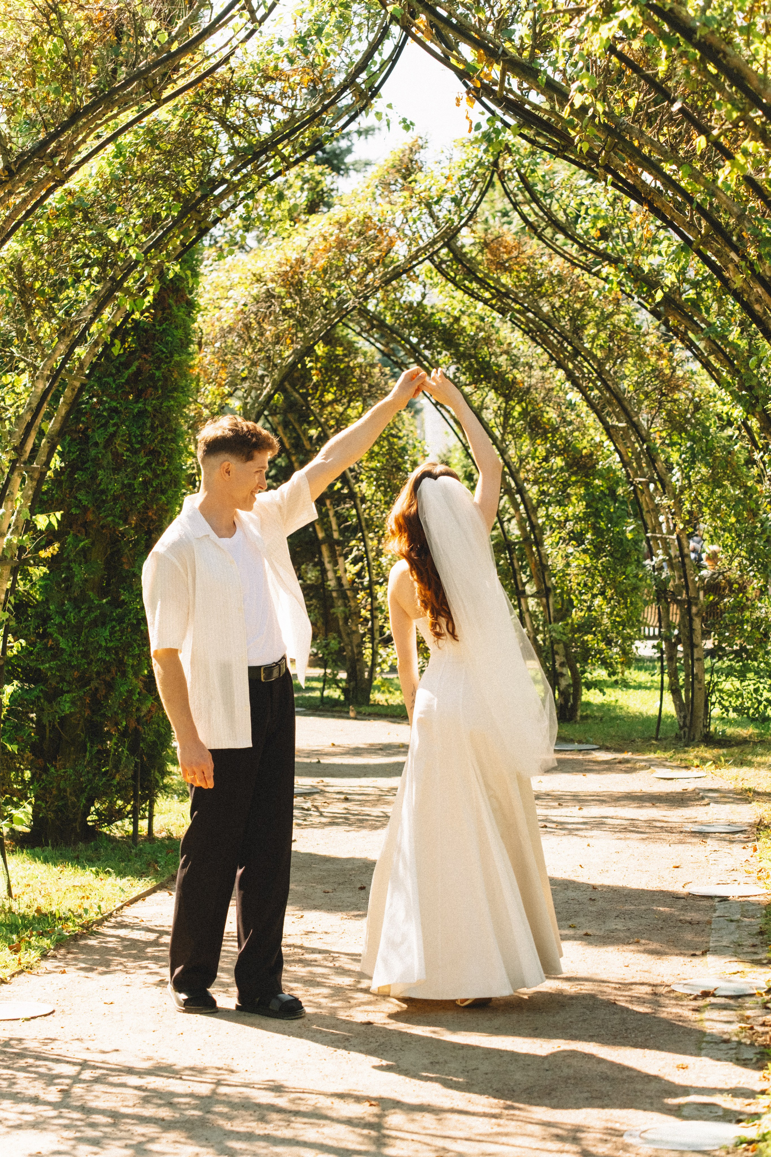СВАДЕБНАЯ СЬЕМКА В ПЕТЕРГОФЕ И СЬЕМКА РЕПОРТАЖА В ЗАГСЕ ПЕТЕРГОФА. Профессиональный фотограф, Санкт-Петербург — Виктория Богомолова