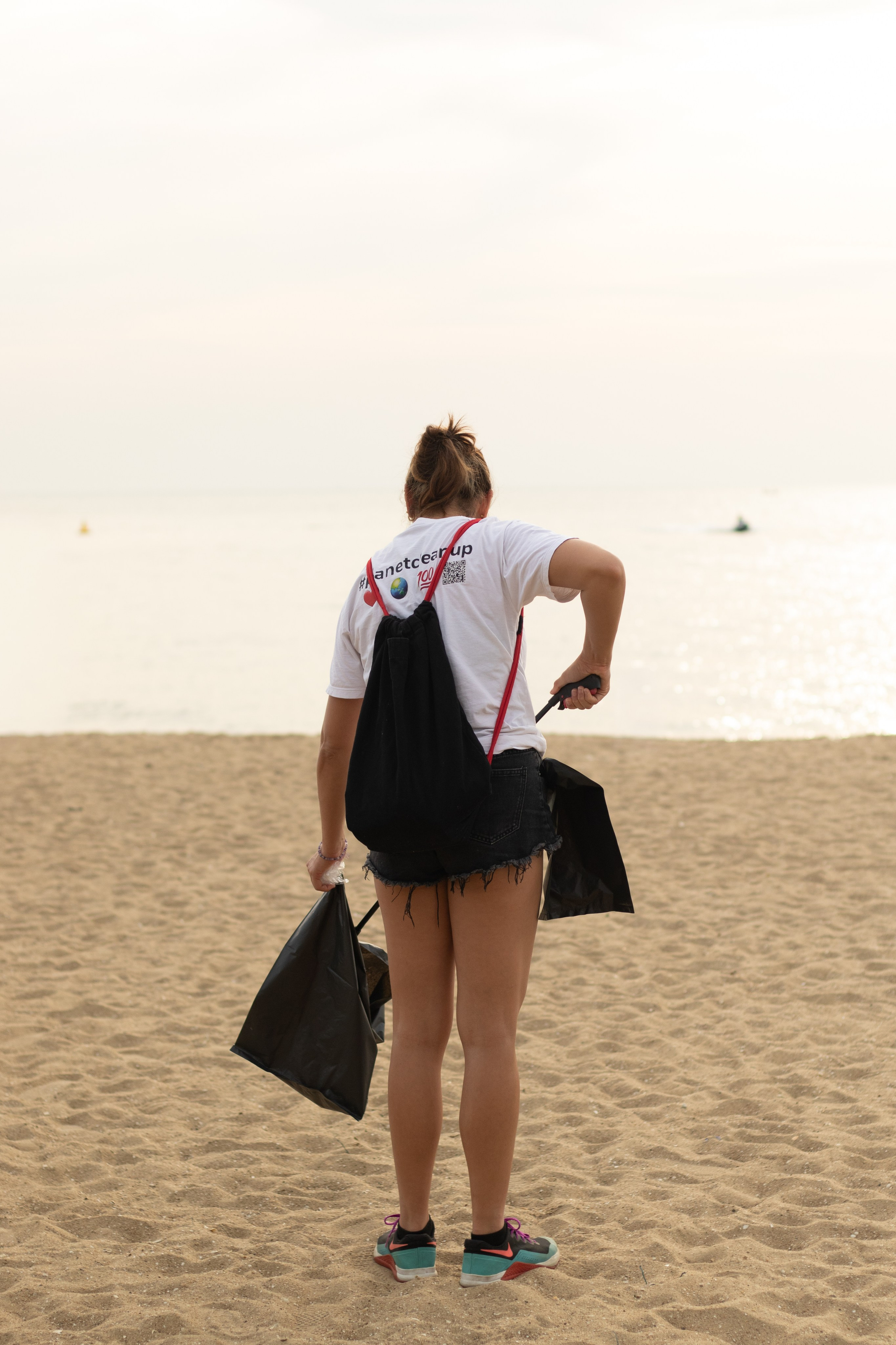 PlanetCleanUp 13/12/25. Портретный фотограф Паттайя