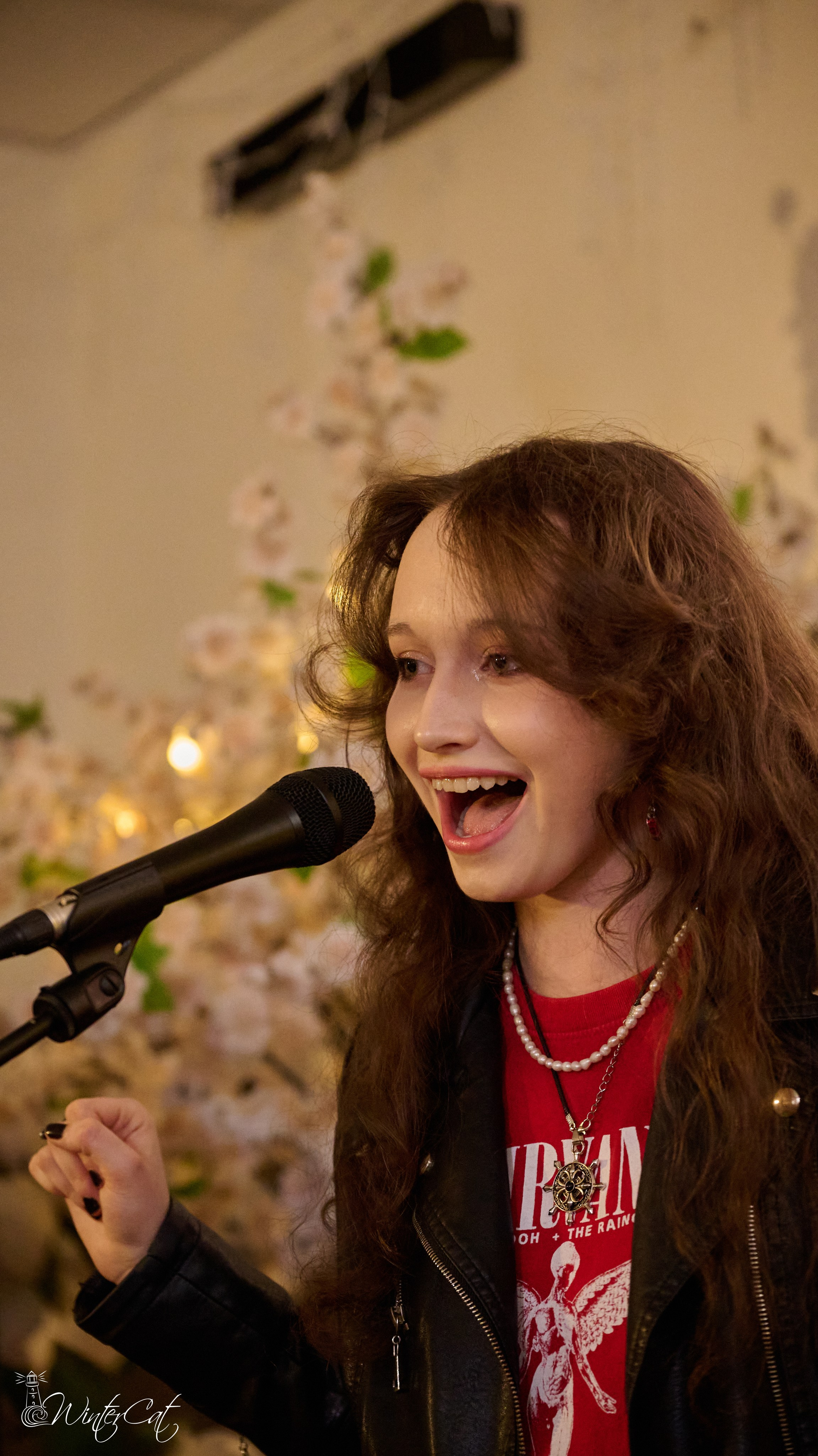 Тёплый Вечер (18.04.26 Чайка). Портретный и репортажный фотограф в Магадане Андрей Нефедов WinterCatPhoto