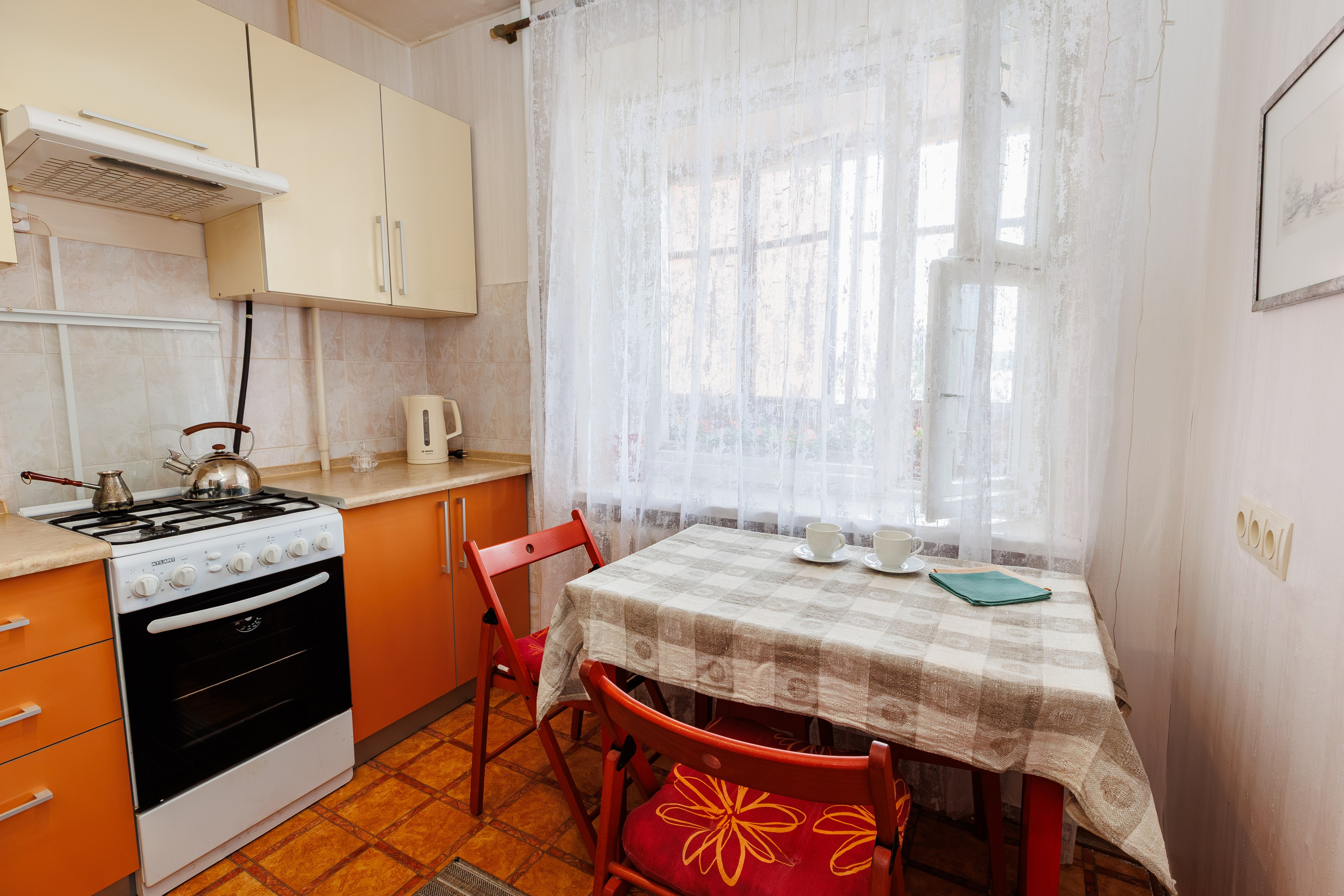 Квартира на Максима Танка. Репортажный фотограф Минск ❘ Костецкий Илья ❘ Беларусь