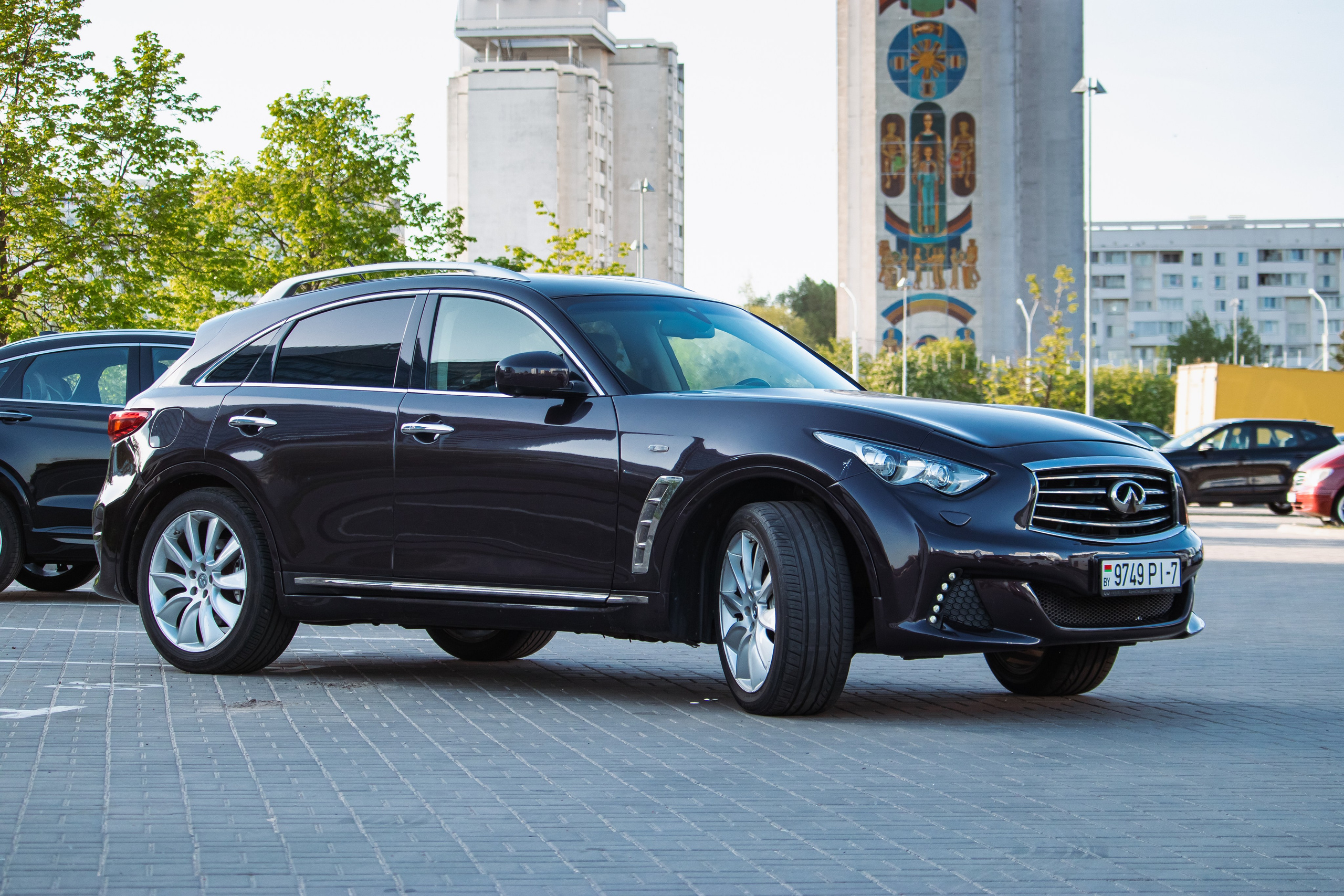 Infiniti QX70. Репортажный фотограф Минск ❘ Костецкий Илья ❘ Беларусь