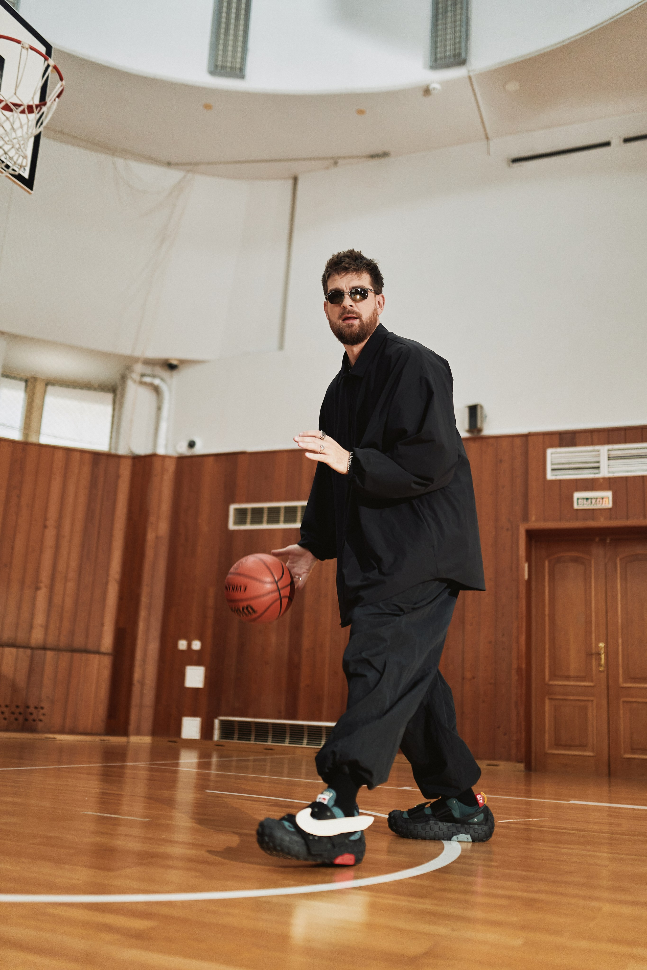 Сергей Мезенцев. Евгений Бреча. Коммерческий и бэкстейдж фотограф в Москве