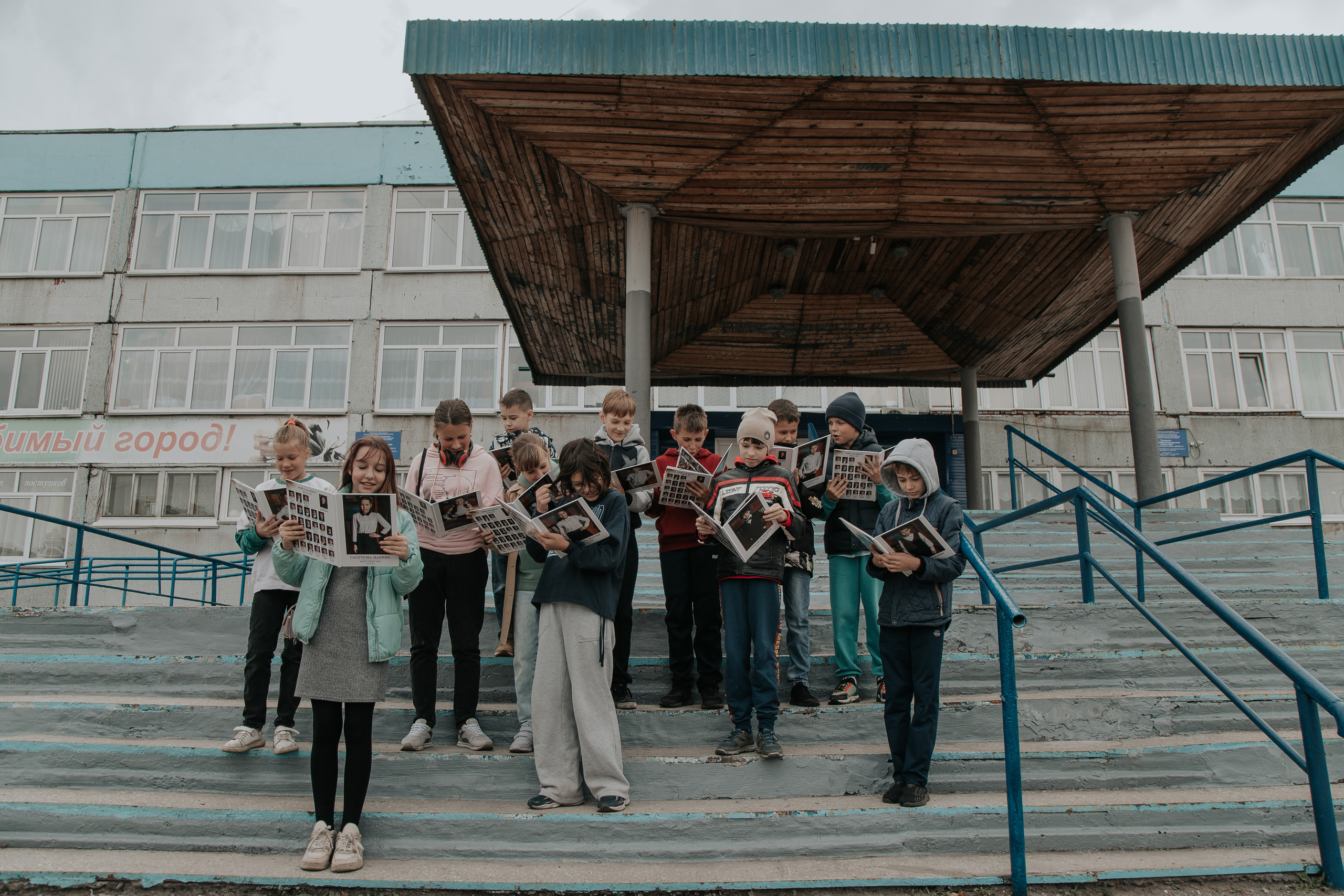 Альбомы для 3 школы. Фотограф в Киселёвске Татьяна Трухалева