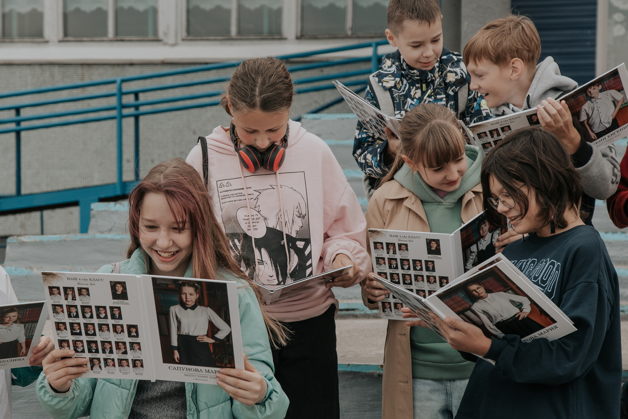 Альбомы для 3 школы. Фотограф в Киселёвске Татьяна Трухалева