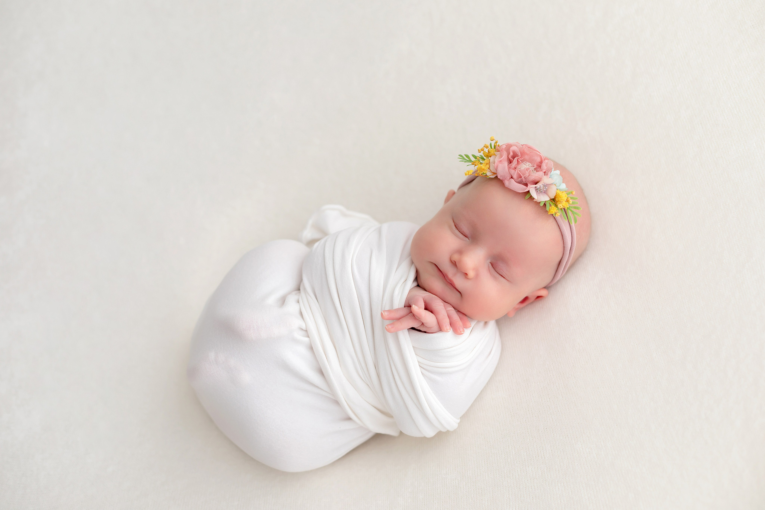 Новорожденные до 28 дней. Фотограф новорожденных в Тюмени