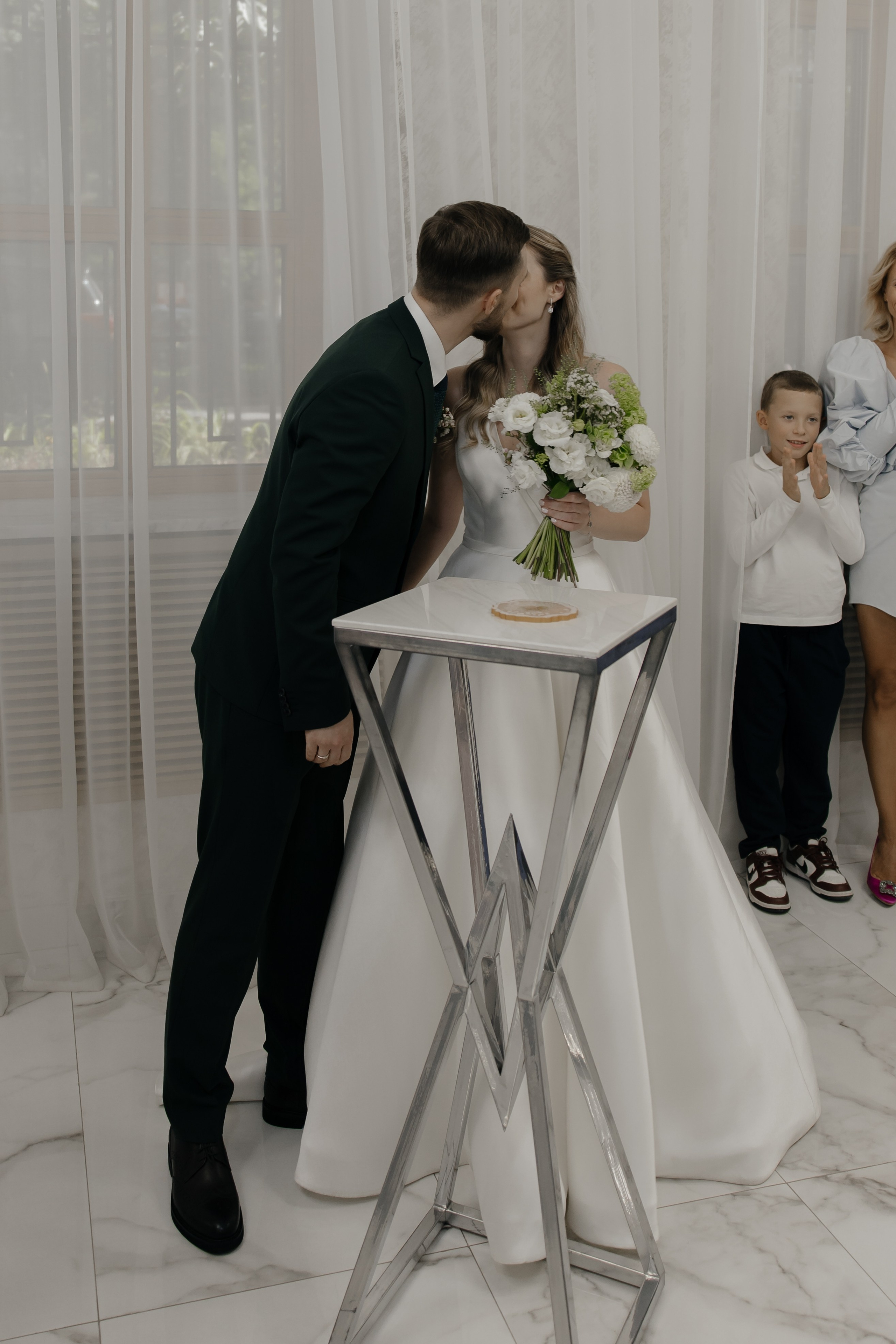 10.08.2024. RETOUCH-HOUSE