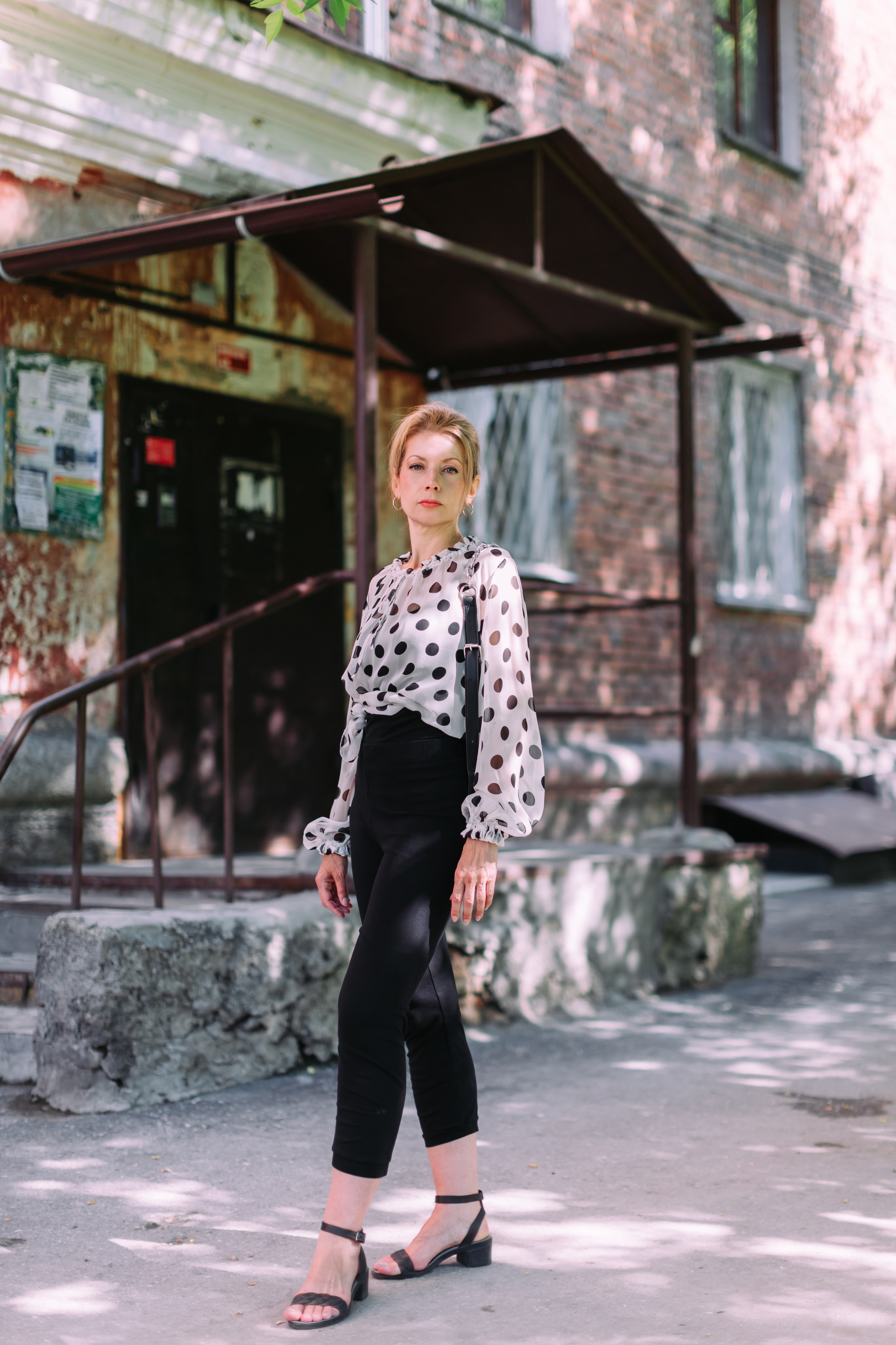 алёна малахова фотограф новосибирск семейный детский домашняя фотосессия в новосибирске день рождения репортажная съёмка фотосессия с лошадьми на конюшне деревня алтай  на природе фотосессия в детском саду мама и сын предложение руки и сердца идея  помолвка фотосессия берег закат детский день рождения годик торт аниматор лофт игровая продолжение следует prodoljenie_sleduet_  корпоратив тимбилдинг первоклашка линейка  контент  бизнес портрет оперный новат франция берет весна девушка мама и дочь мать и дитя