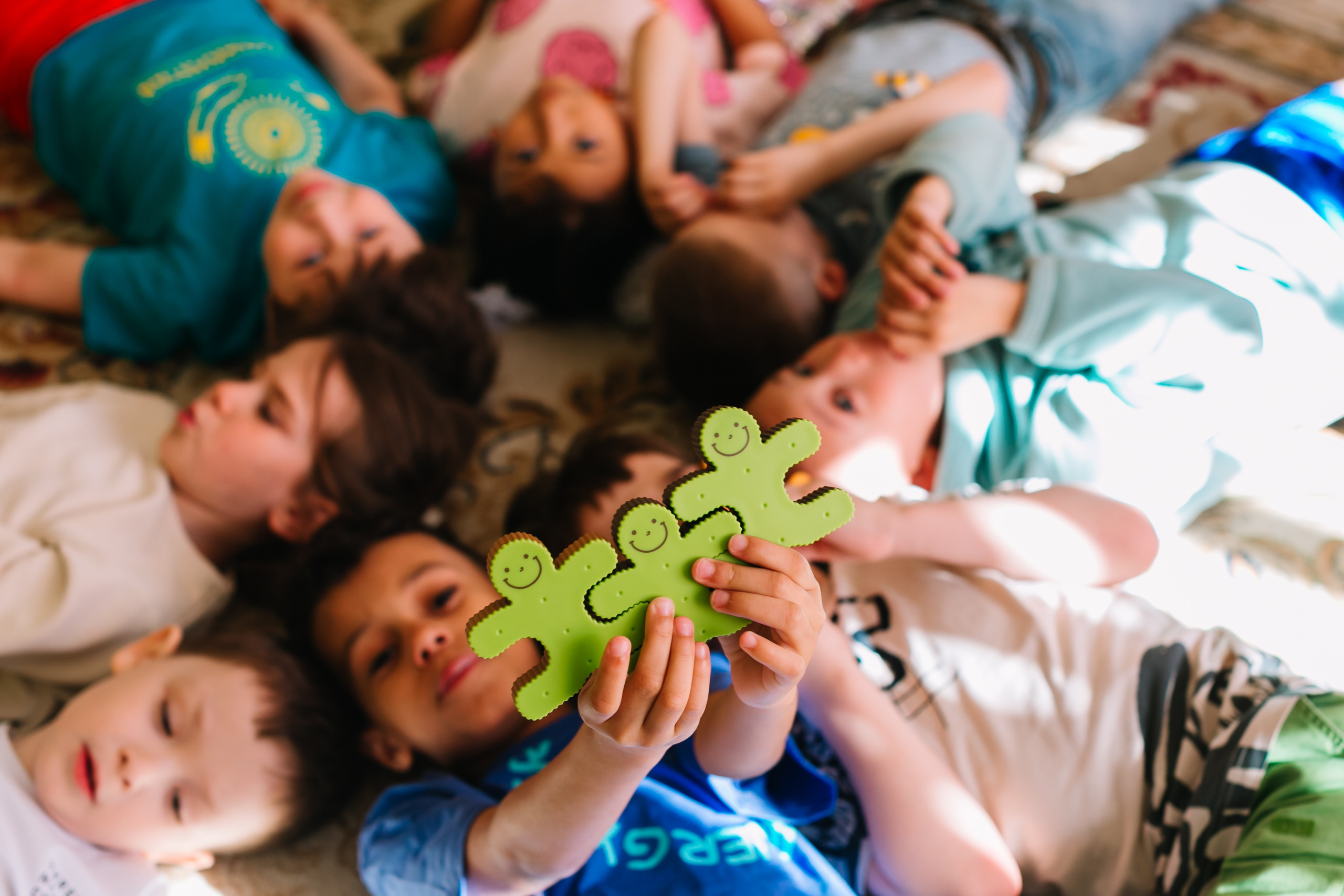 алёна малахова фотограф новосибирск семейный детский домашняя фотосессия в новосибирске день рождения репортажная съёмка фотосессия с лошадьми на конюшне деревня алтай  на природе фотосессия в детском саду мама и сын предложение руки и сердца идея  помолвка фотосессия берег закат детский день рождения годик торт аниматор лофт игровая продолжение следует prodoljenie_sleduet_  корпоратив тимбилдинг первоклашка линейка 