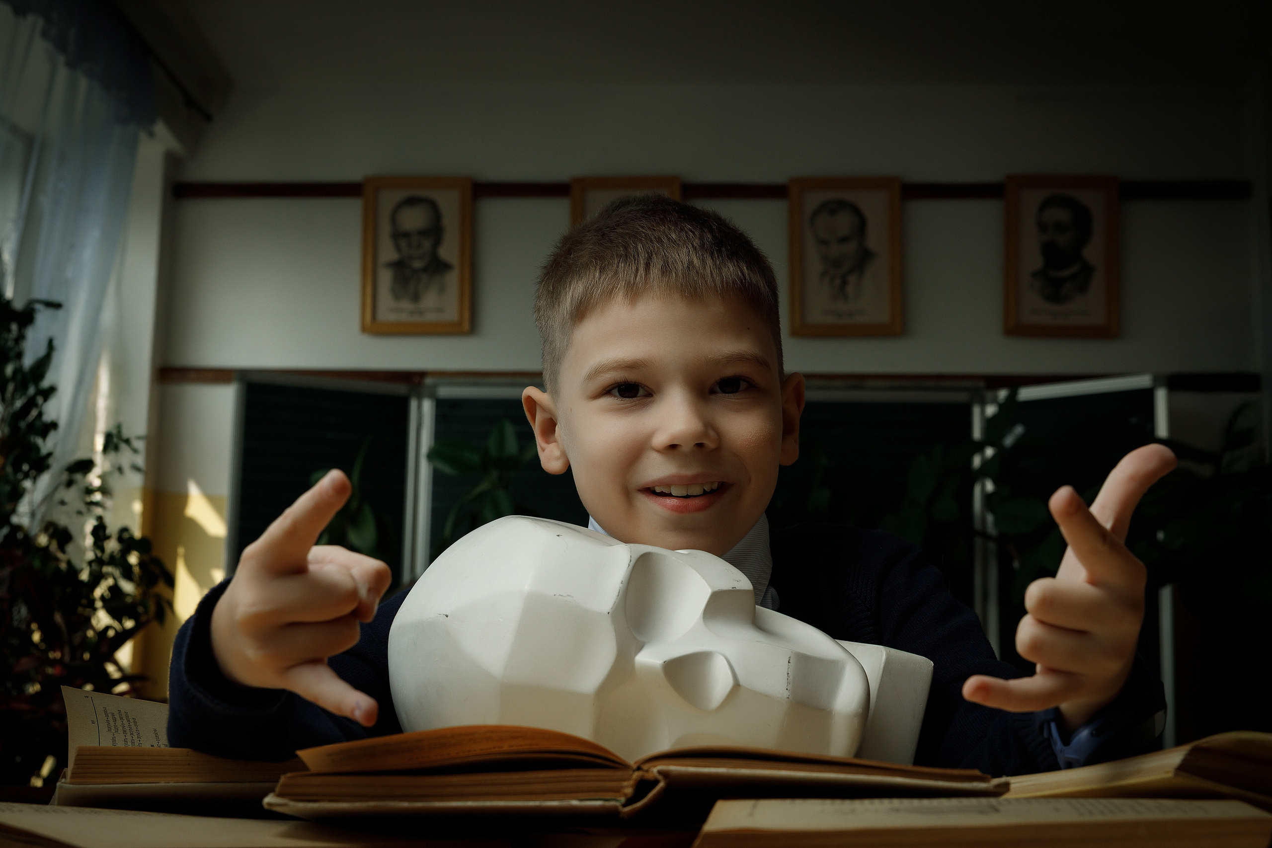 Фотосессия для 2-го класса шк 58. Photoalbum-vl.ru