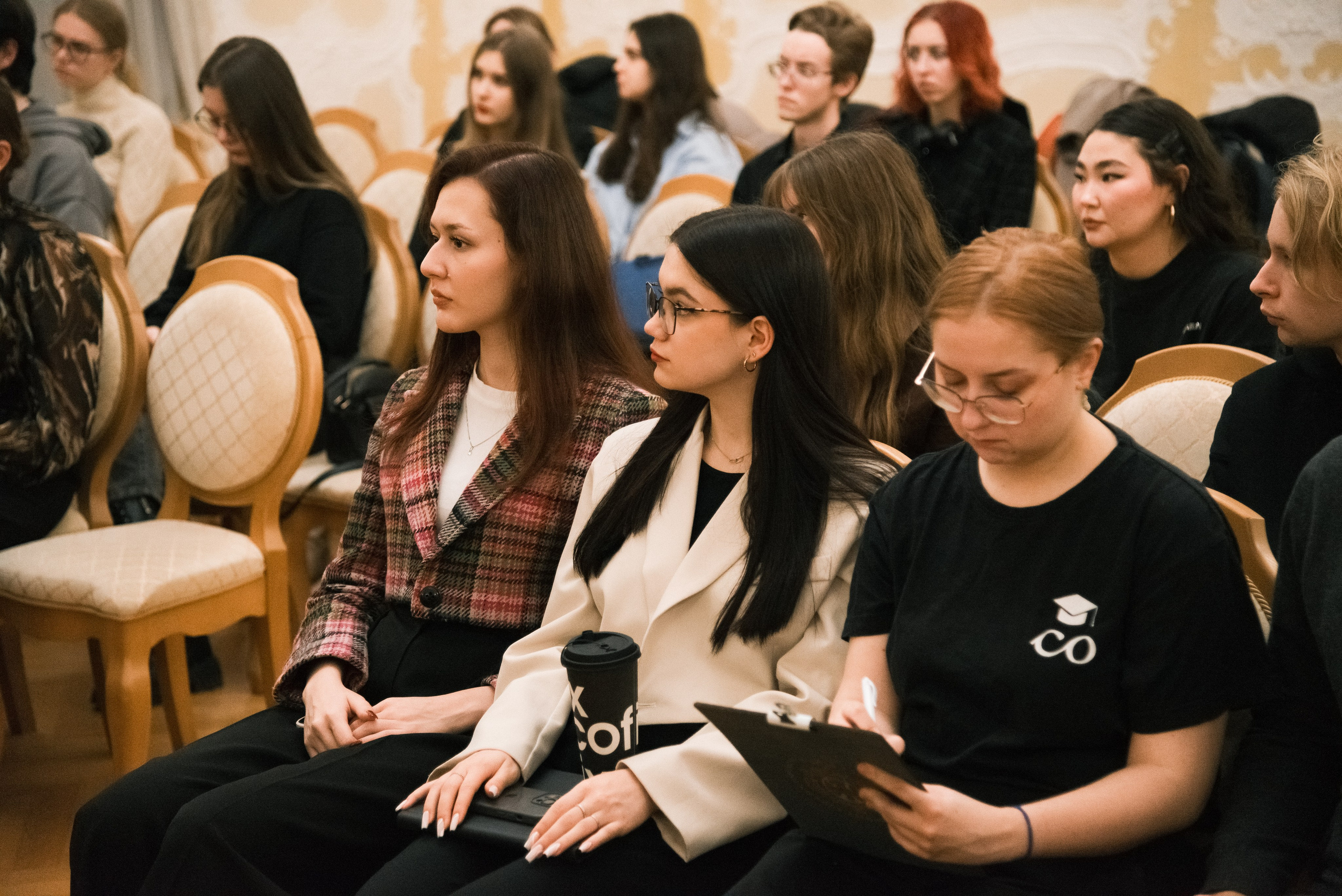 Собрание Совета обучающихся РГПУ им. Герцена. Портретный фотограф в СПб Степан Клеменче