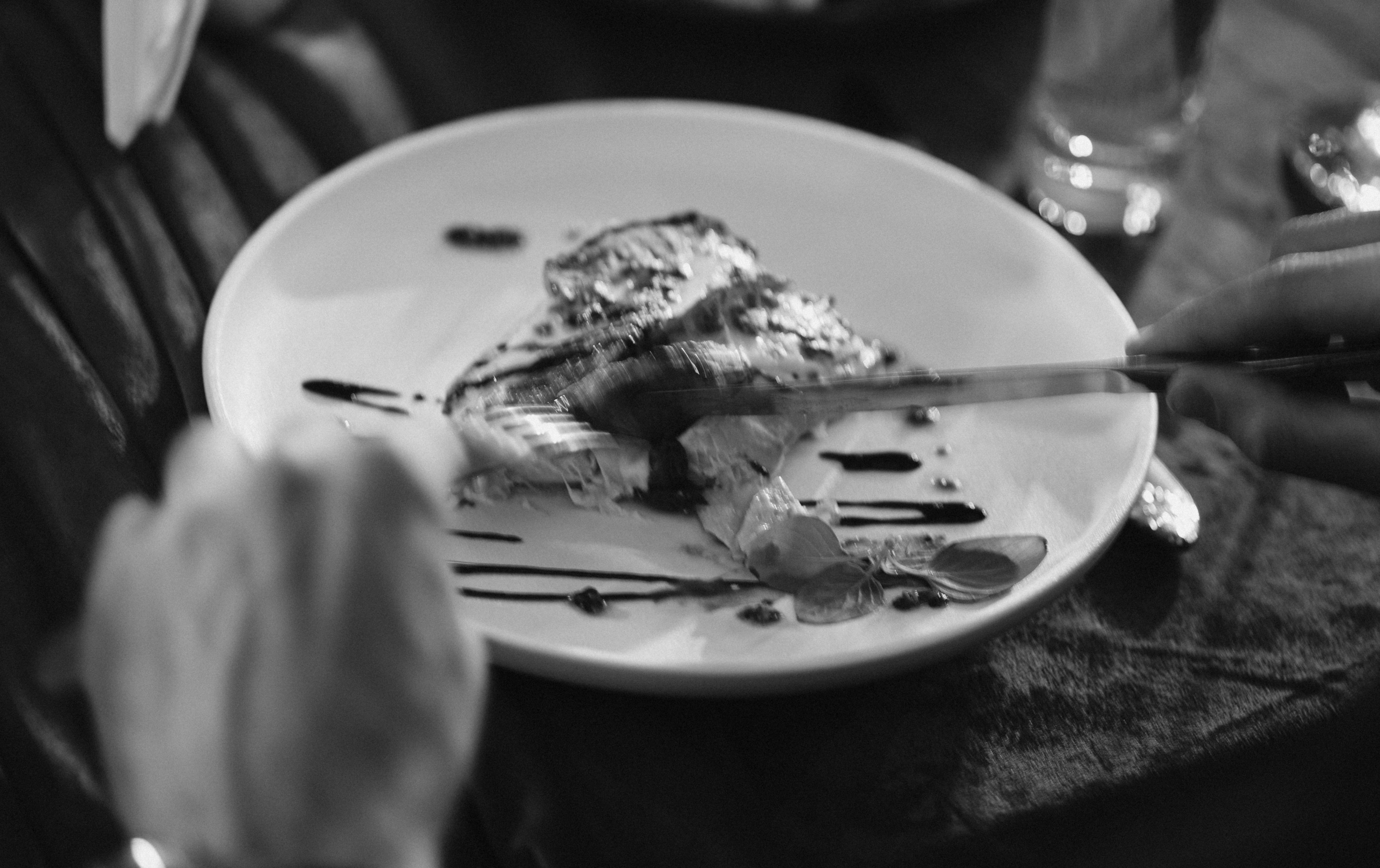 От любви есть только одно средство: любить ещё больше