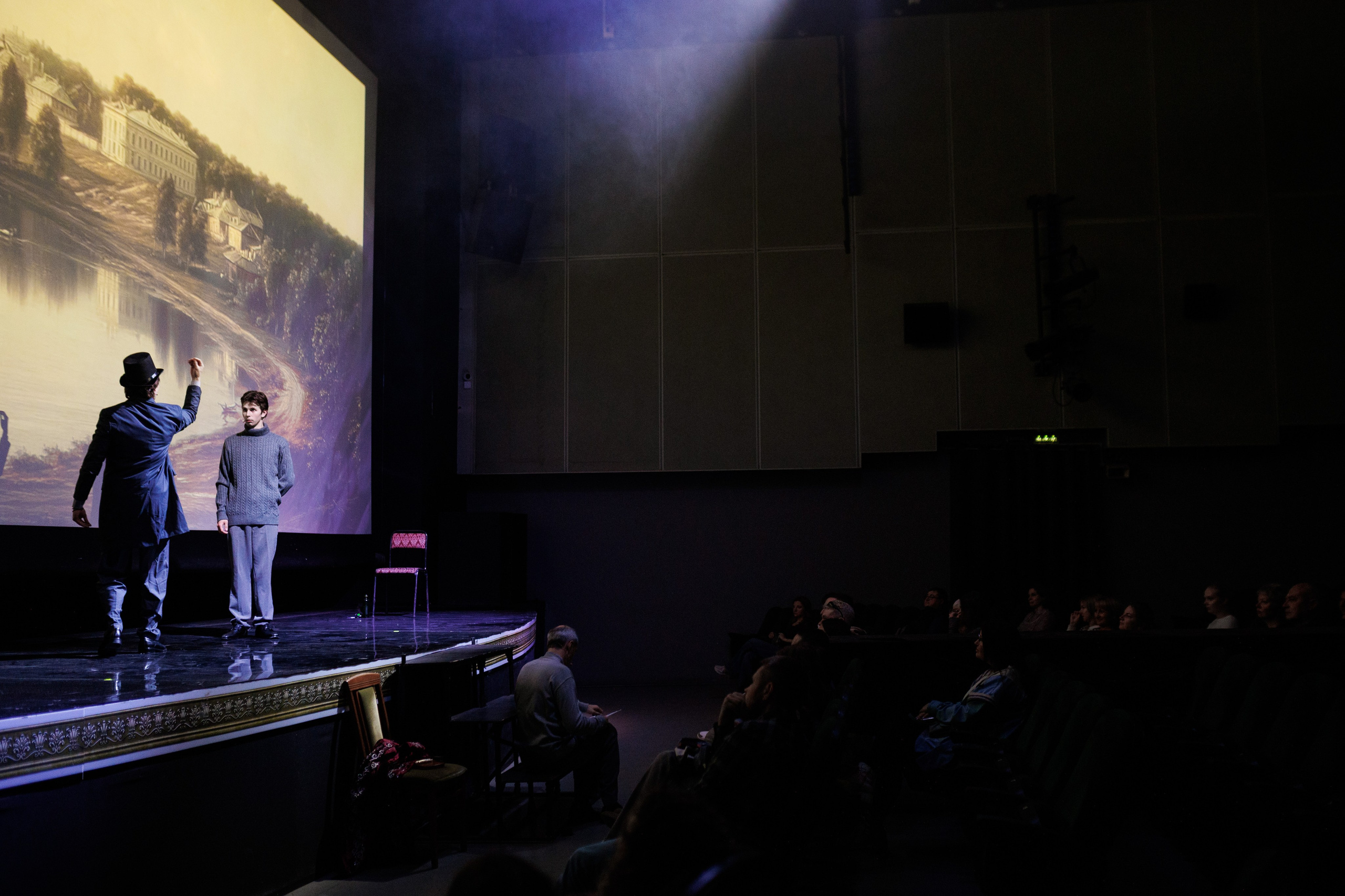 Песнь трех миров. Фотограф городских и семейных событий Артем Карпухин
