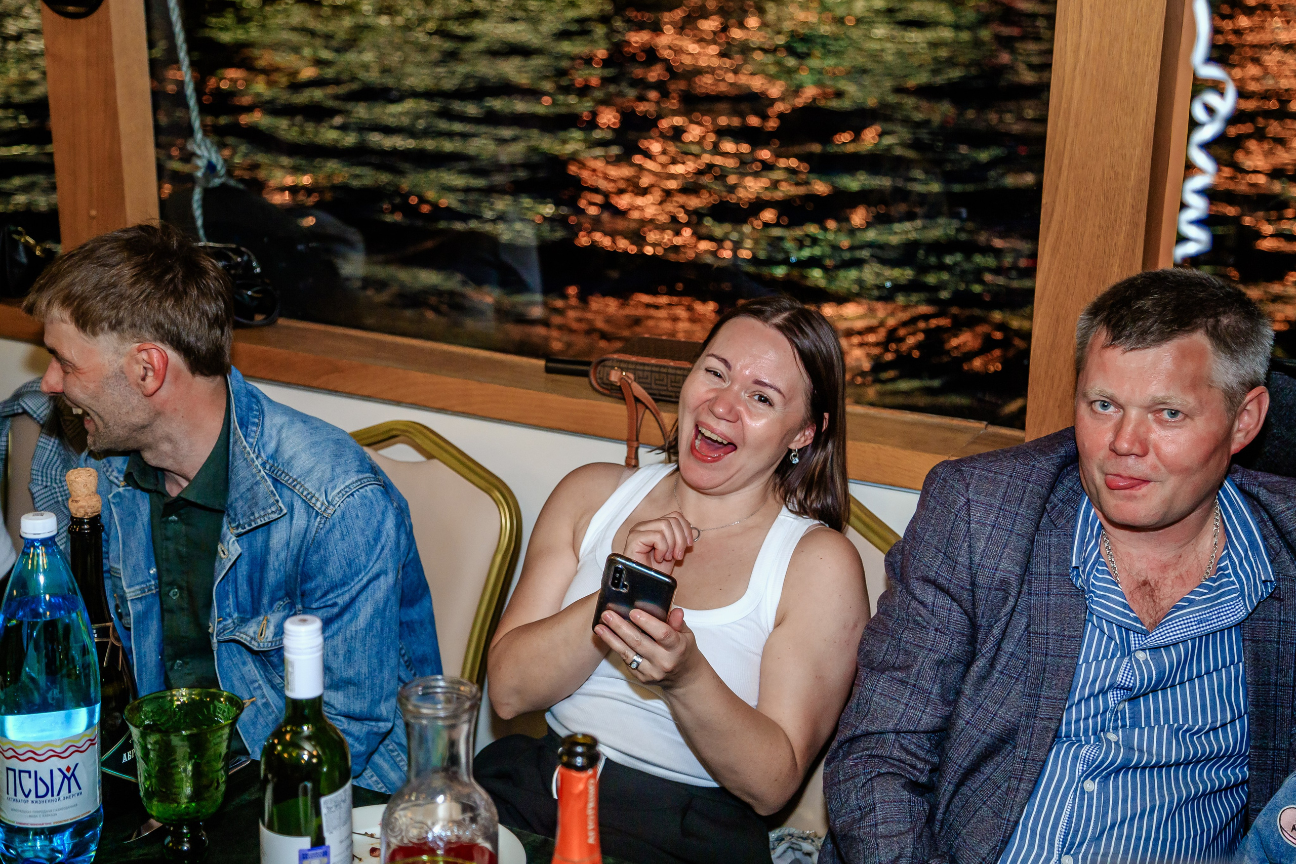 Выпускной на теплоходе. Фотограф в Санкт-Петербурге Чумаков Семен