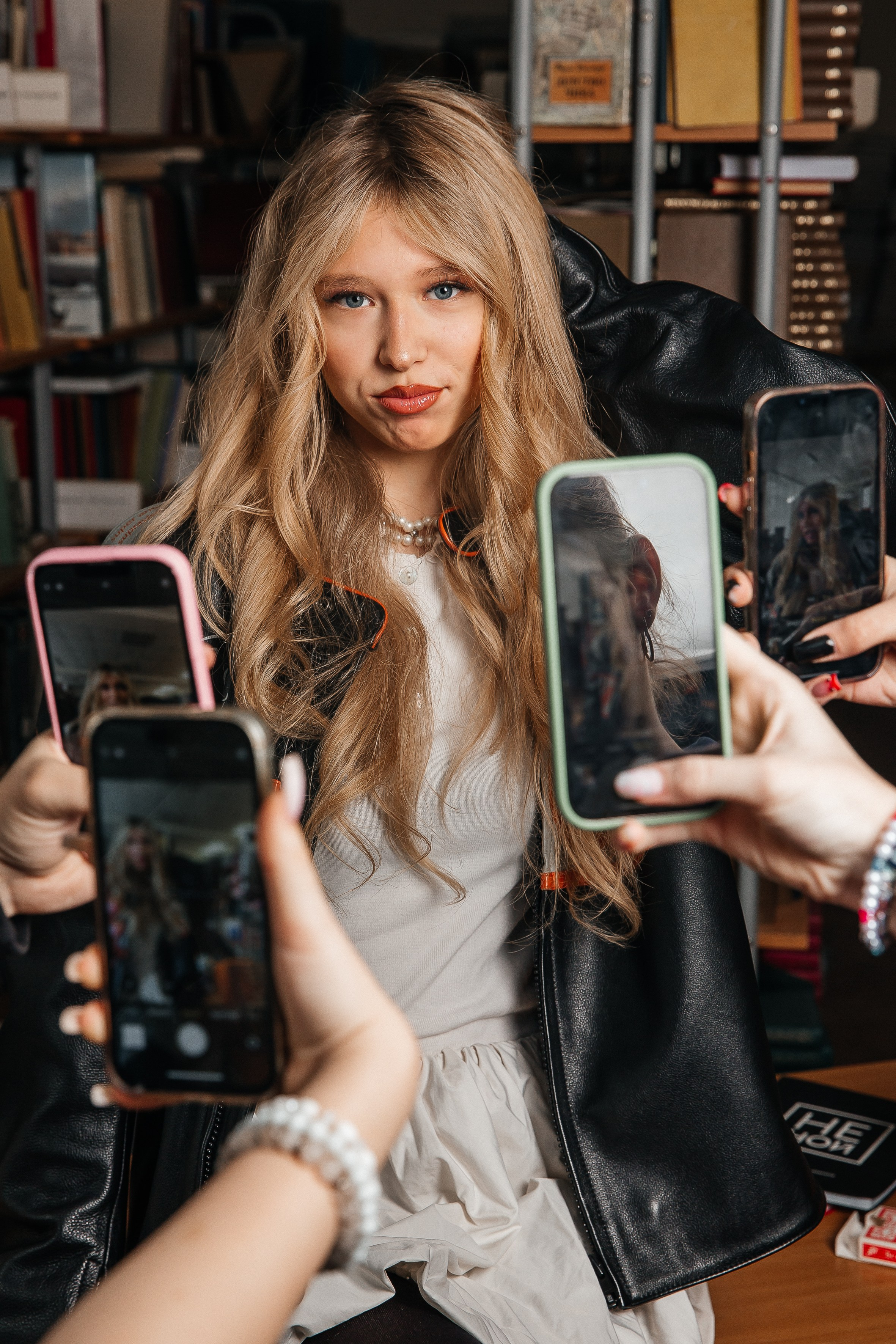 Изготовление выпускных альбомов в Москве и Московской области