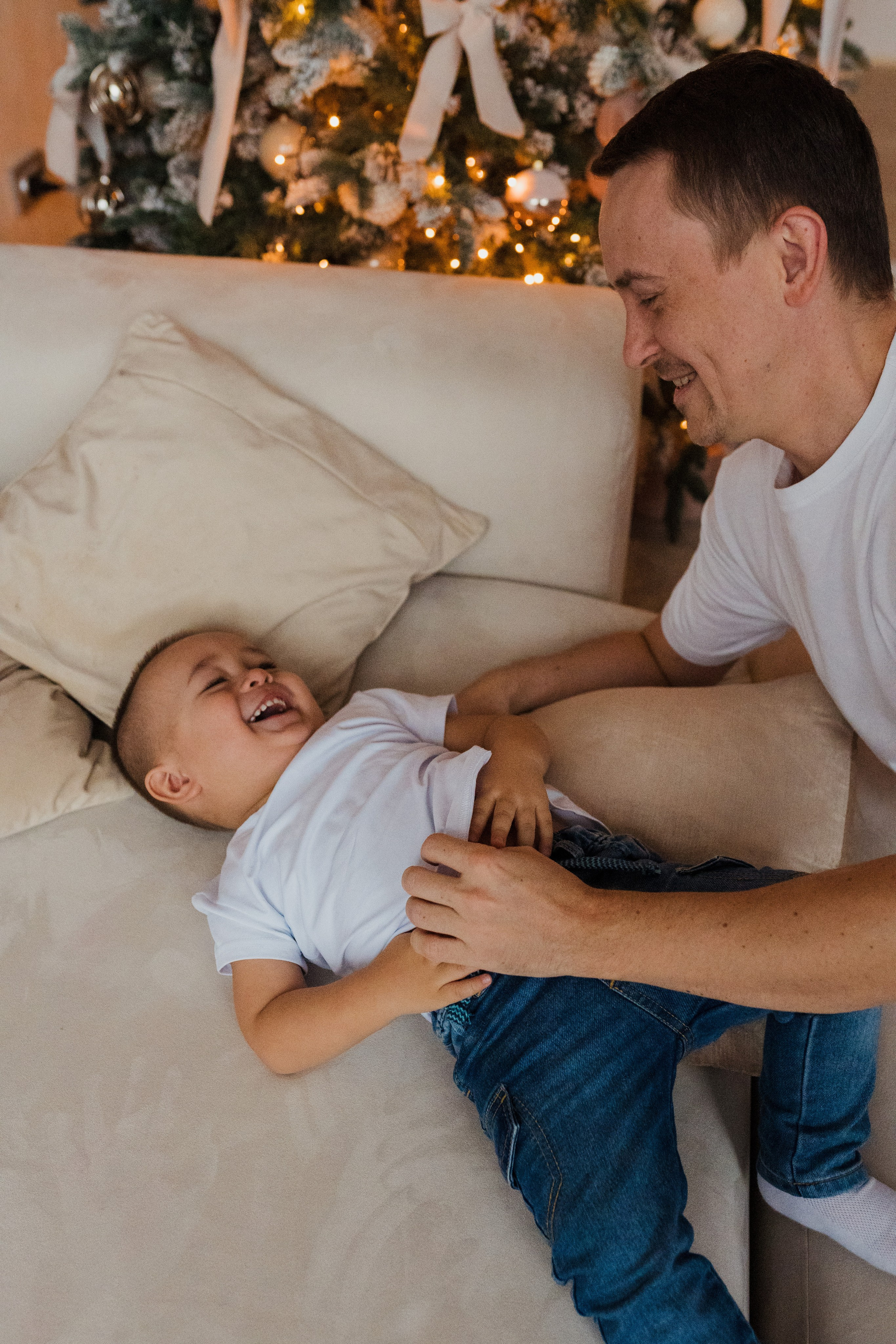 Семейная фотосессия в студии в Москве, семейный фотограф Анна Полушина. Свадебный фотограф в Москве Анна Полушина