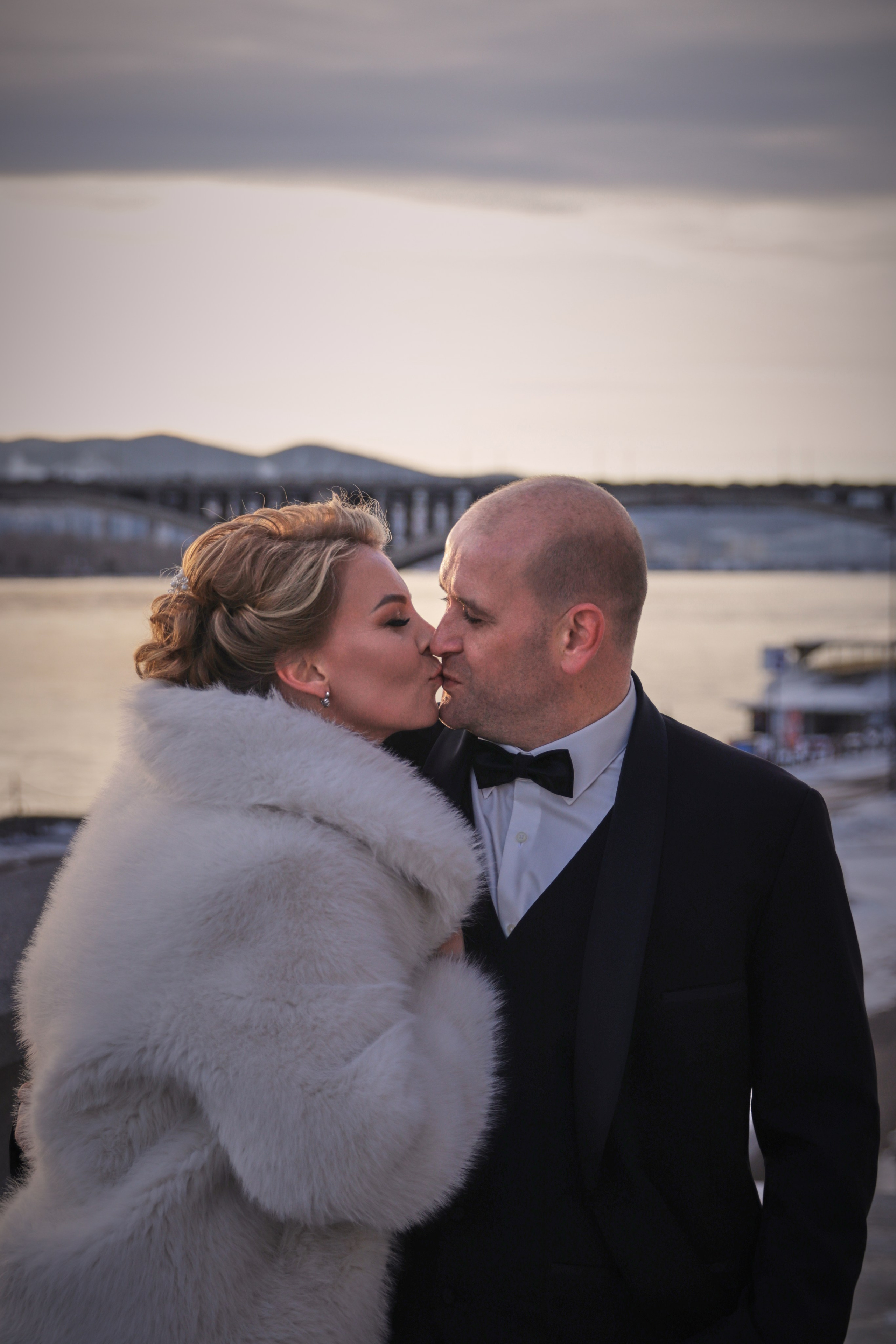 Свадебная уличная съёмка | Анастасия & Артём. Фотограф Красноярск | Ховрин Иван | Свадьбы, Мероприятия, Фотосессии