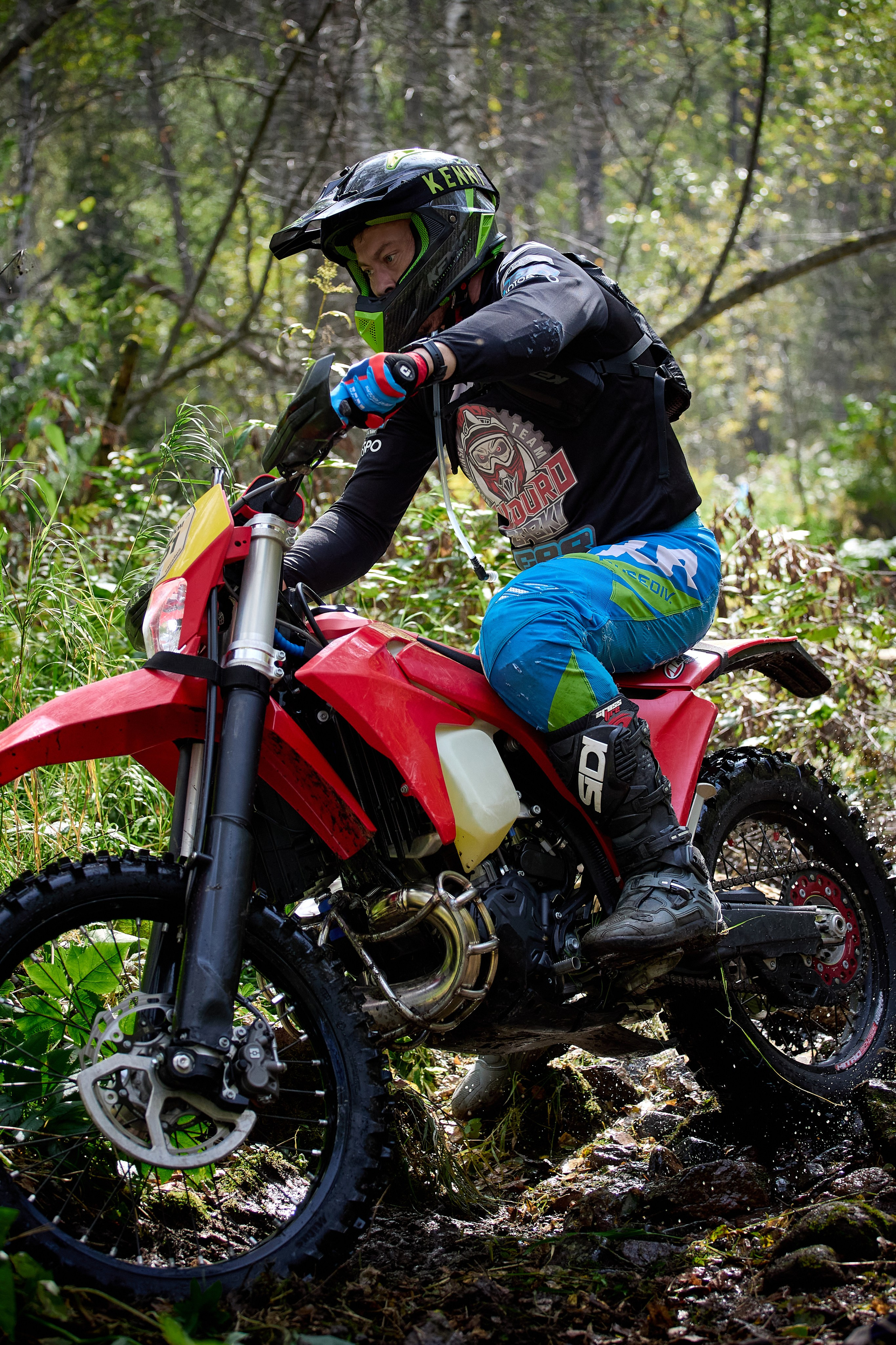 БУРЕЛОМ 2025 чемпионат Сибири по Эндуро. Фотограф Москва Concerts photo / Fashion photо