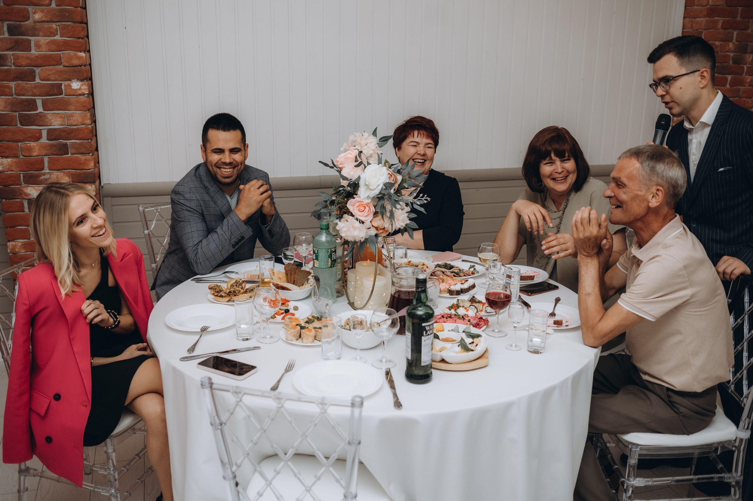 Олег и Анастасия