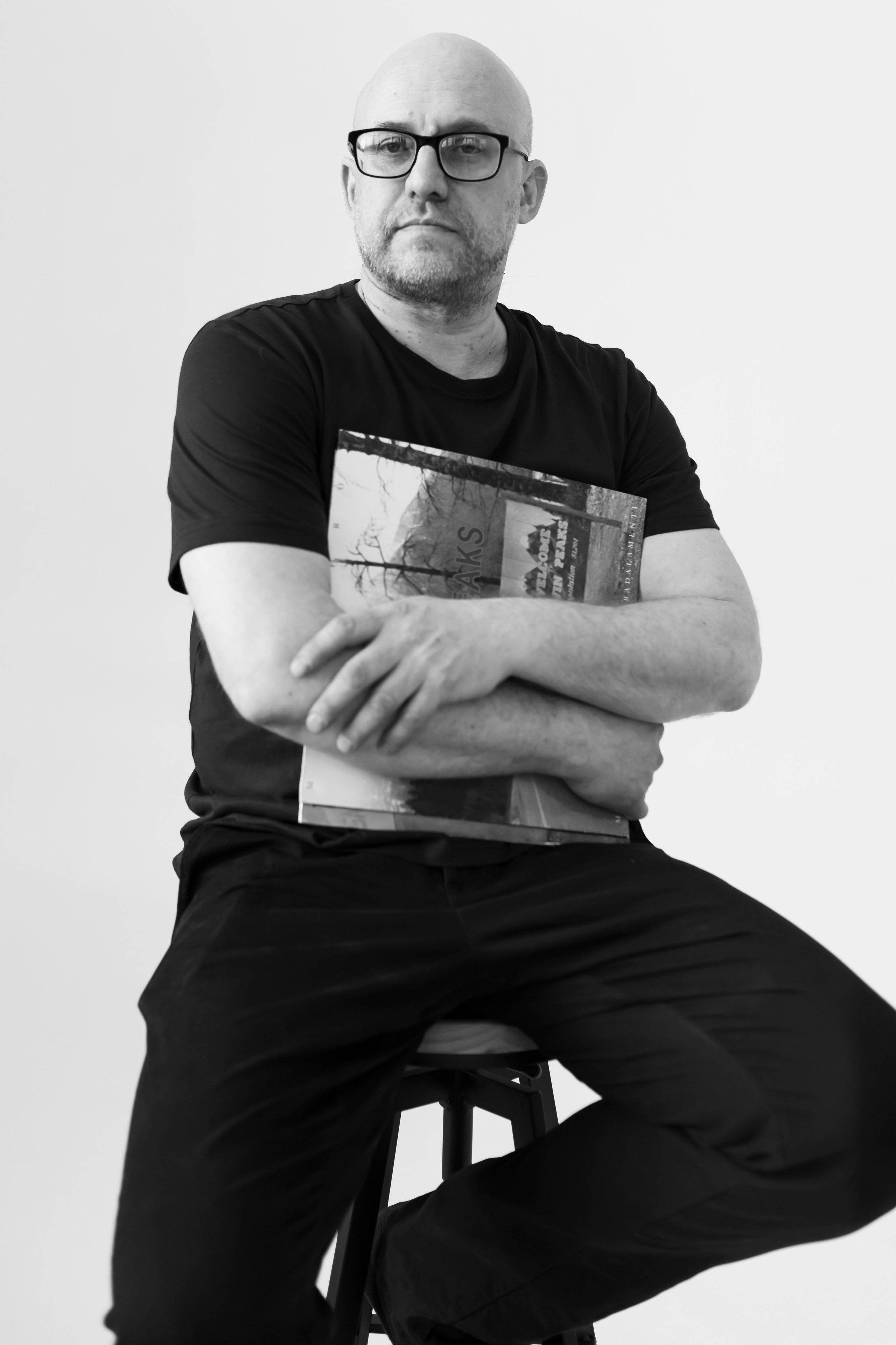 Групповая фотосессия благотворительного проекта в 23 Studio. Интерьерный, предметный и контент фотограф в Иркутске Наталья Карпова