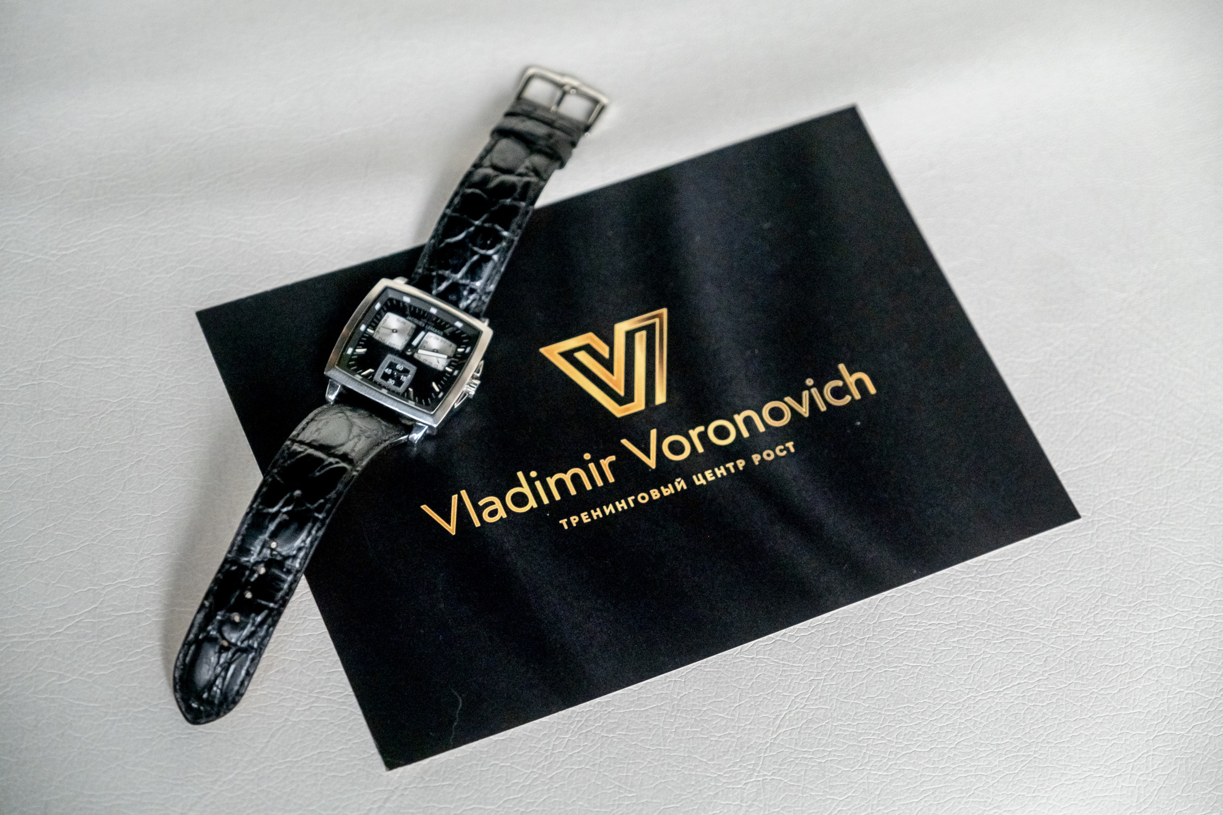 Владимир — бизнес-тренер. Арт-стилист, визуализатор архетипических стратегий, психолог