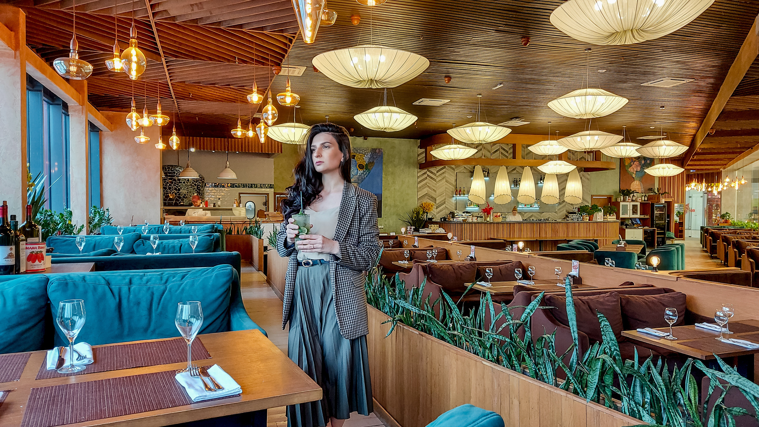 Анна — трансформационый коуч — психолог. Арт-стилист, визуализатор архетипических стратегий, психолог