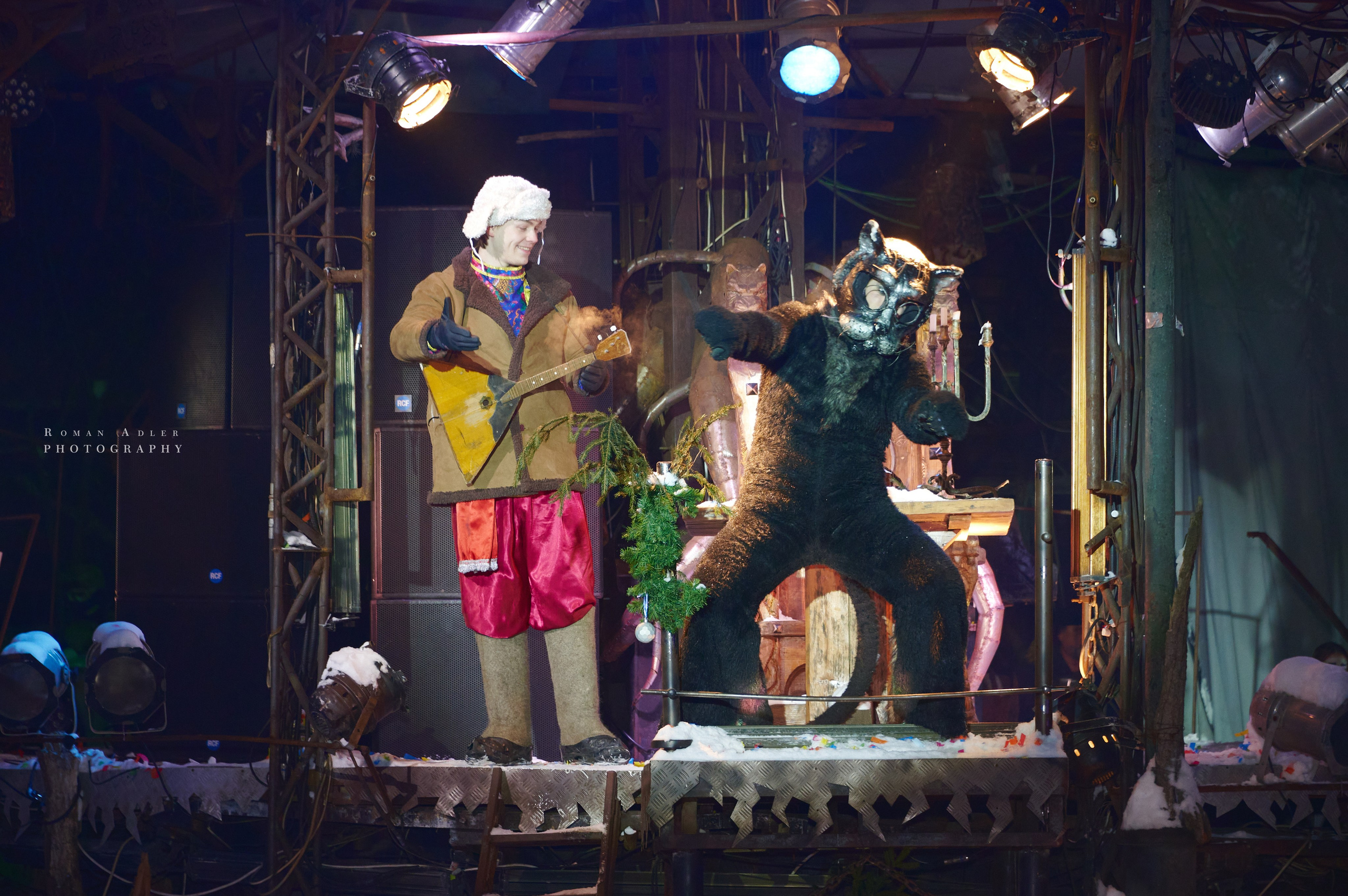 Новогодняя сказка от Ночных волков. Фотограф Роман Адлер