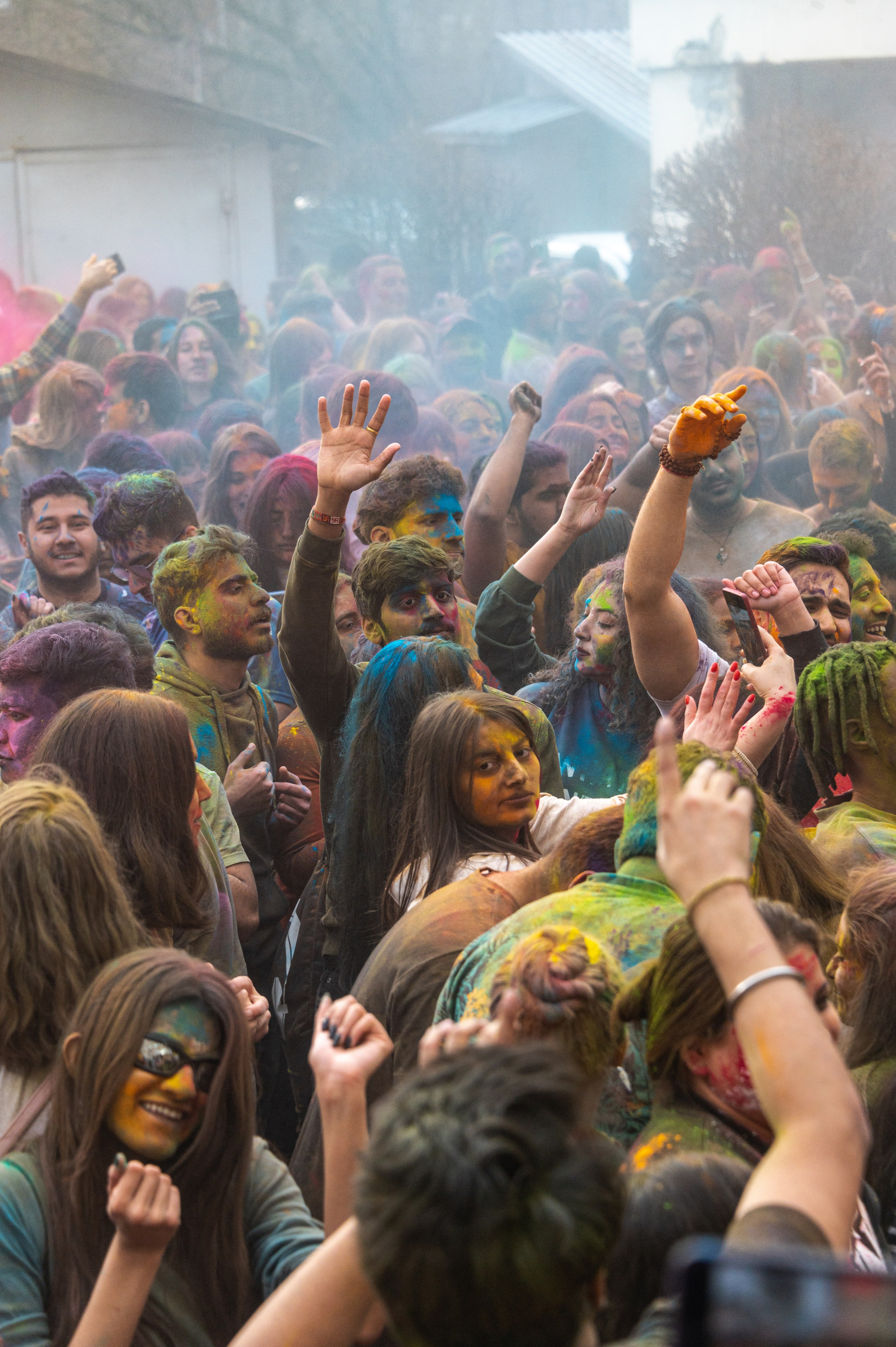 Праздник Холи в Москве. Фотограф Роман Адлер