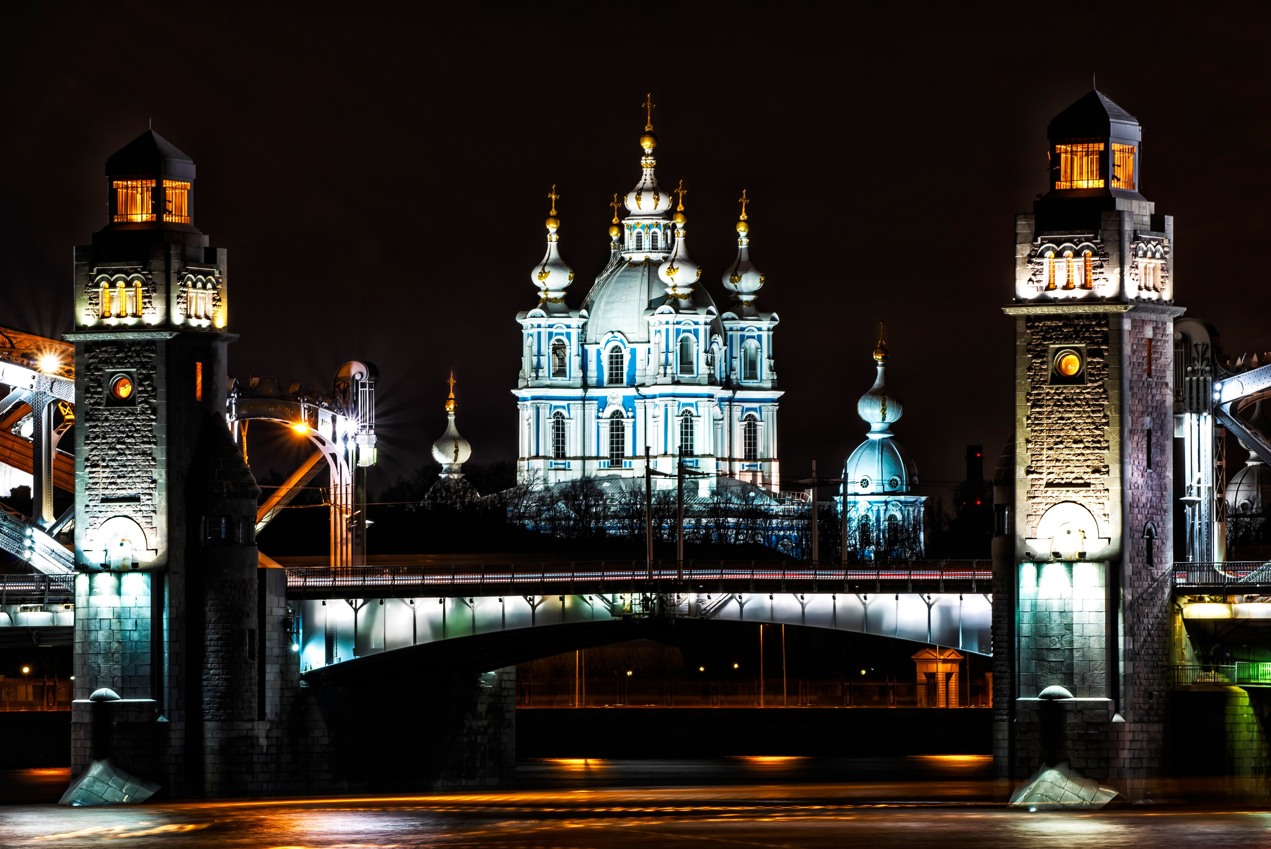 Архитектурная фотография и городской пейзаж. От прошлого к будущему авиации через фотографию