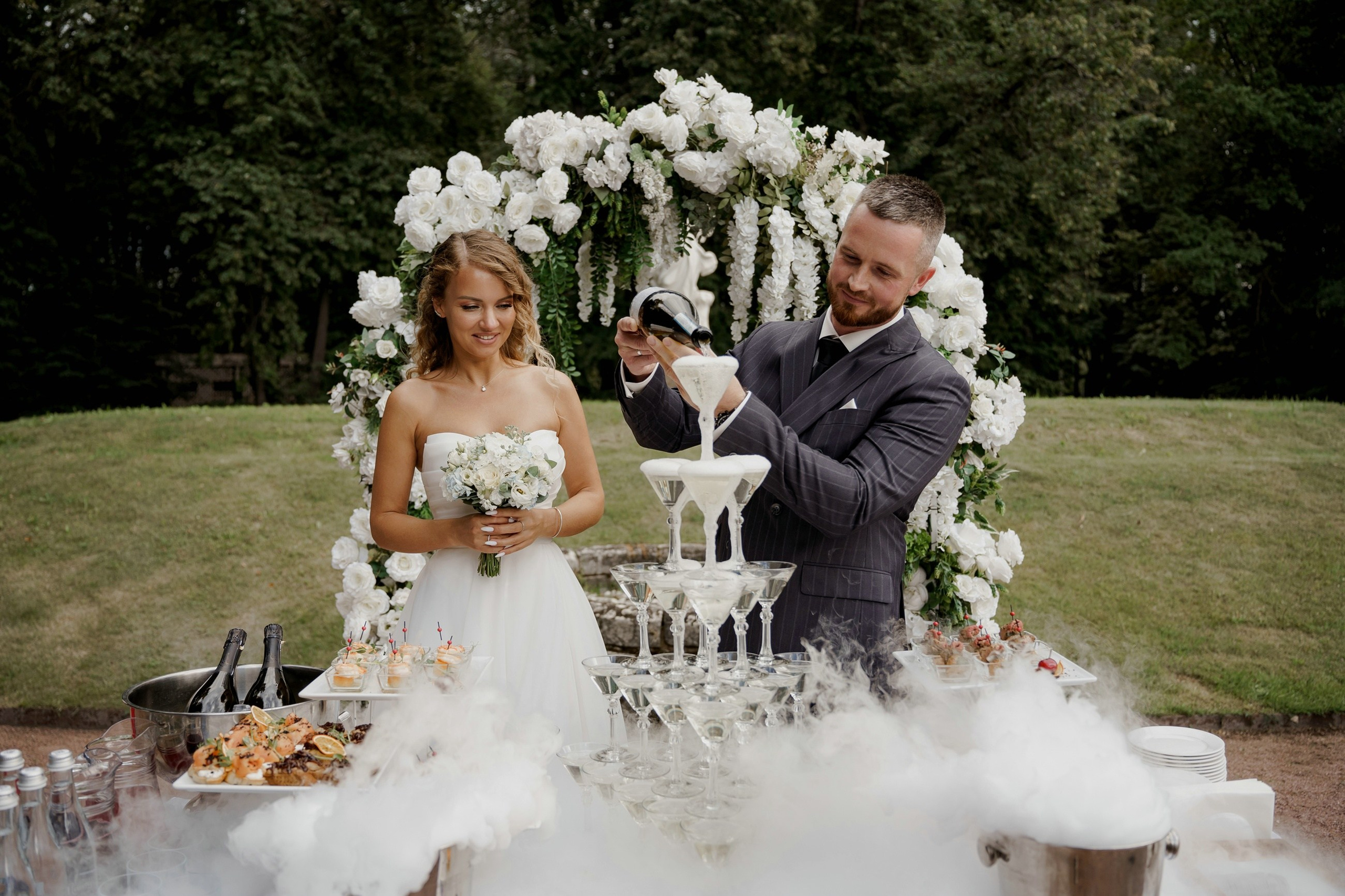 Свадьба в Russo-Balt, усадьба Кусково. Свадебный и семейный фотограф в Москве Светлана Зоткина