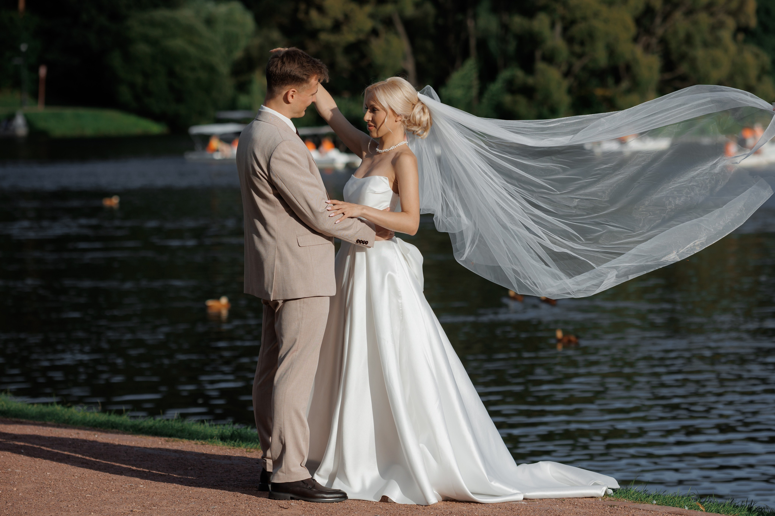 Отель «Милан», Шипиловский ЗАГС, прогулка в парке Царицыно. Свадебный и репортажный фотограф (Москва, Королев и другие)