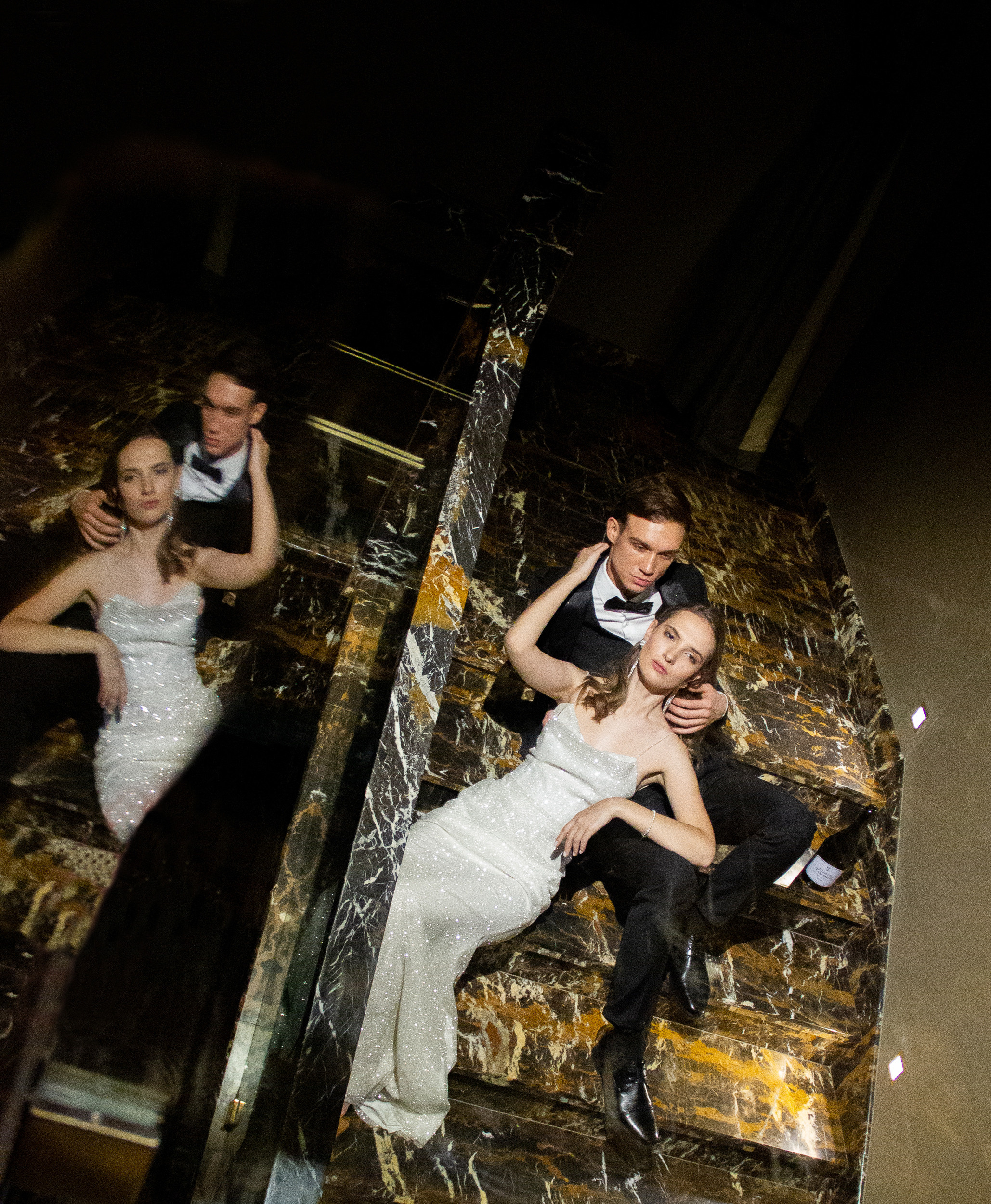 Лавстори владимира и леры в отеле. Фотоальбомы на заказ