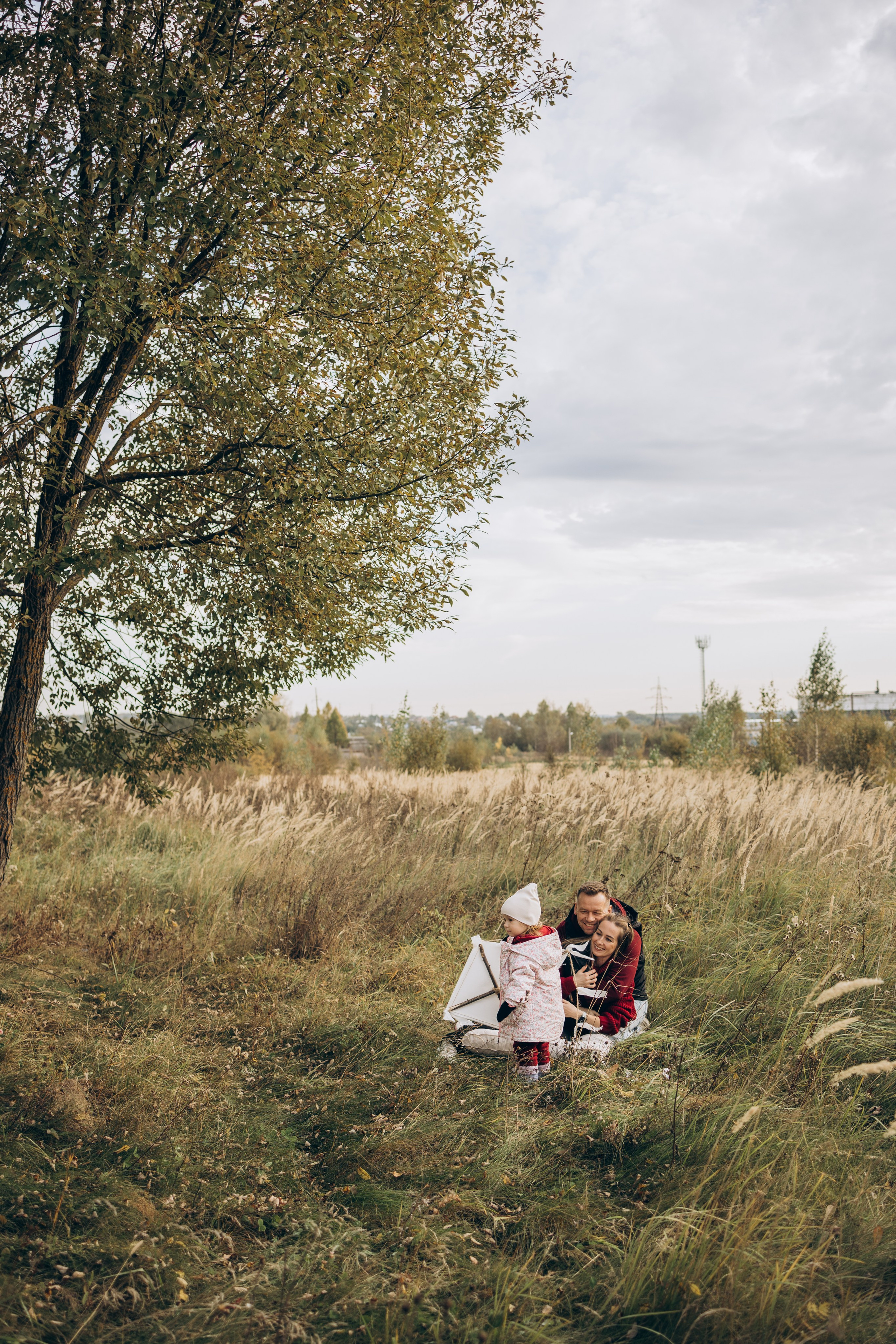 Летучий змей-семейная (4.10.2025 г.) г. Жуков (Калужская обл.). Надежда Стар семейный и церковный фотограф в Жукове и Калужской области