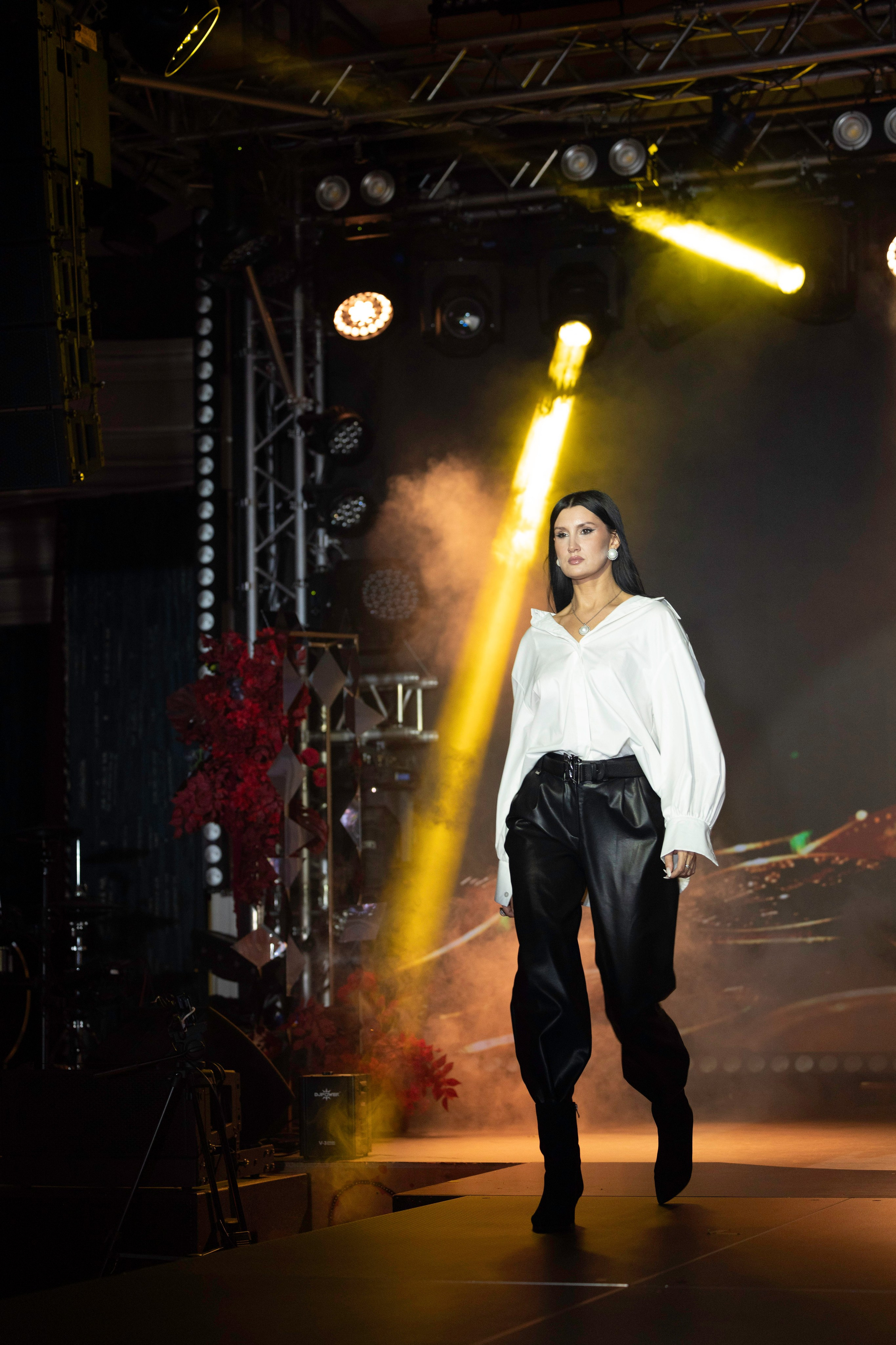 Модный показ «ИСКУШЕНИЕ» Казино Шамбала. Фотограф Olya Posnimay