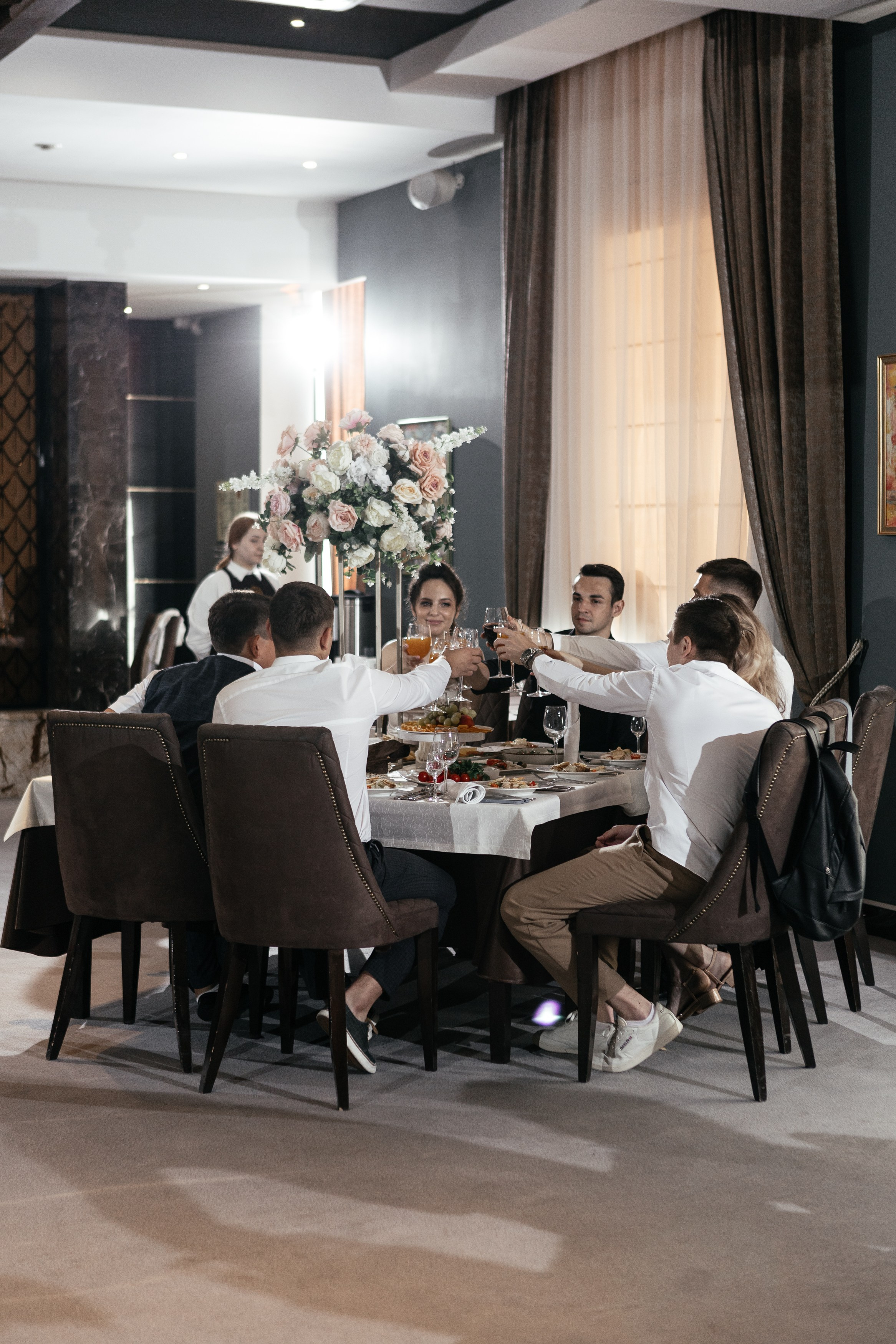 Свадебный фотограф Уфа — Руслан ГабдлисламовЖивые эмоции, красивые кадры, воспоминания на всю жизнь.Работаю по всей Республике Башкортоста. Свадебный фотограф Уфа Руслан Габдлисламов