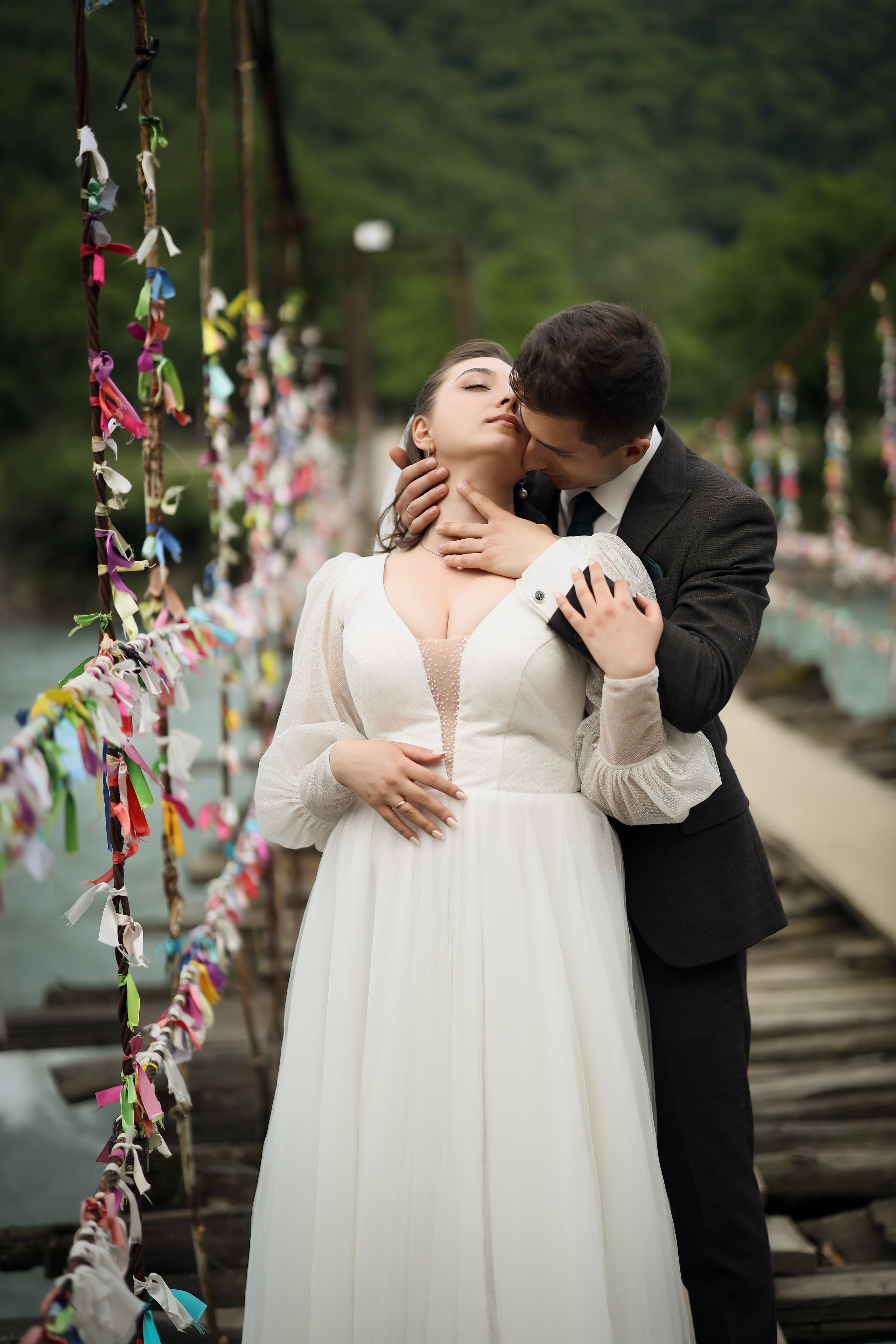 Свадебное Love story на озере Рица. Свадебный и семейный фотограф в Абхазии Жанна Соснина