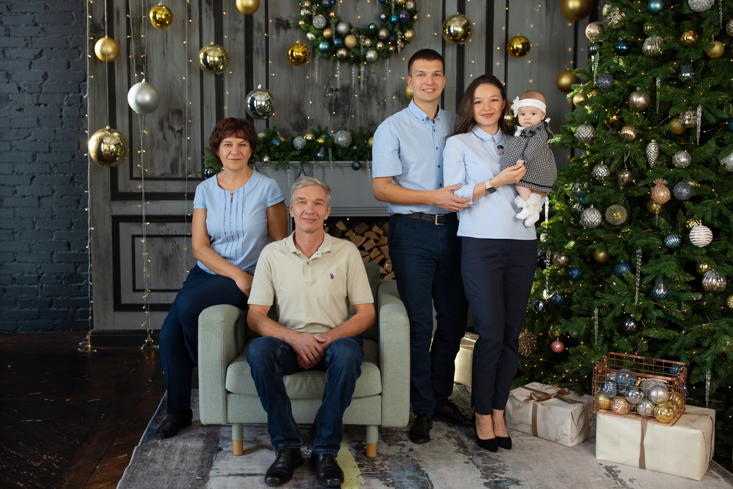 Фотограф на новый год, новогодняя фотосессия в Хабаровске, Новый год Хабаровск, новогодняя фотосессия в студии Хабаровск, студийная новогодняя фотосессия Хабаровск, фотограф Хабаровск, фотосессия 2026 Хабаровск,  домашняя новогодняя фотосессия, 