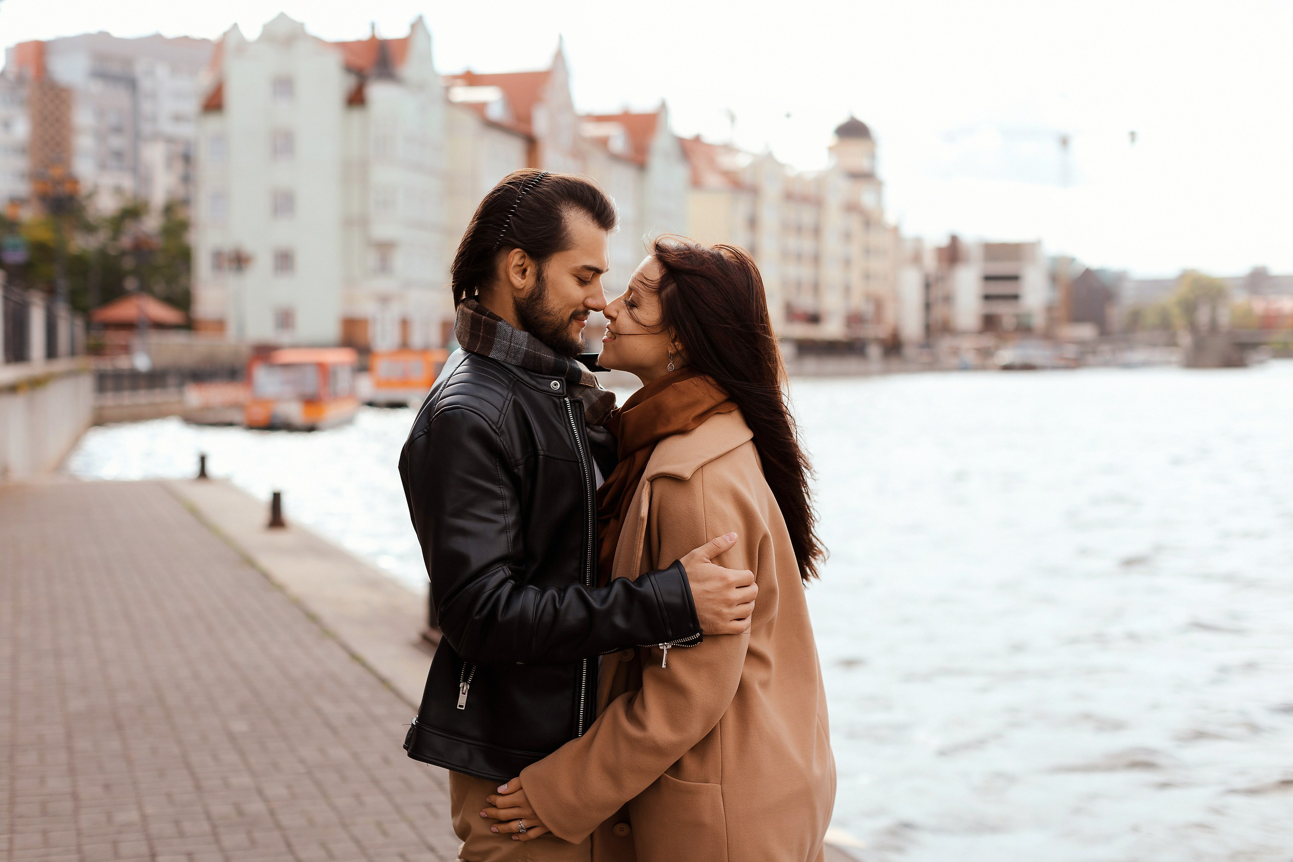 Прогулка по Рыбной деревне и острову Канта, осень. Фотограф в Калининграде свадебная фотография, репортажная, фотосессии