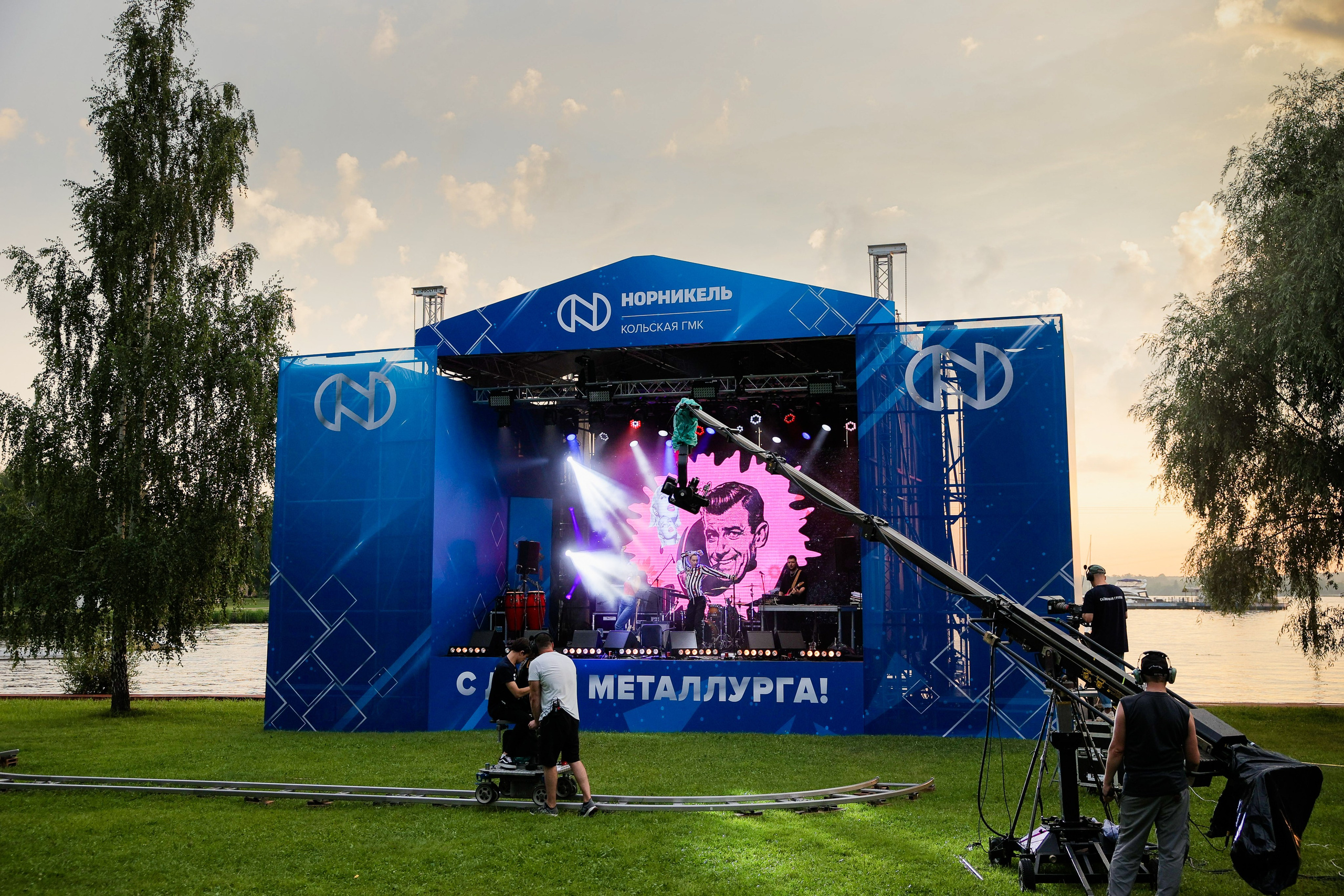 Backstage Чиж и Клава Кока. Фотограф Юрий Клим | Москва