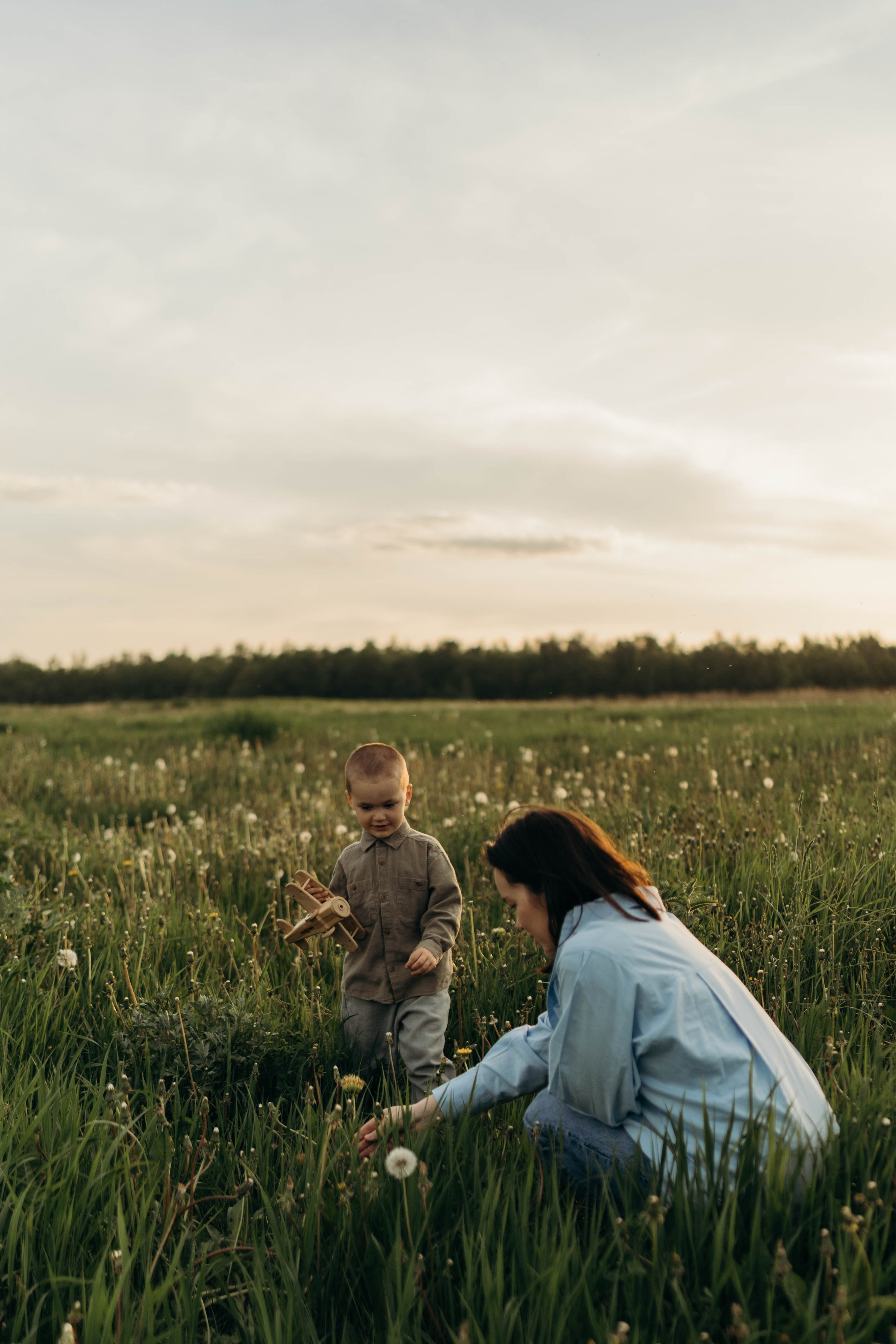 Семейная фотосессия на закате. Семейный и портретный фотограф во Владимире и Суздале