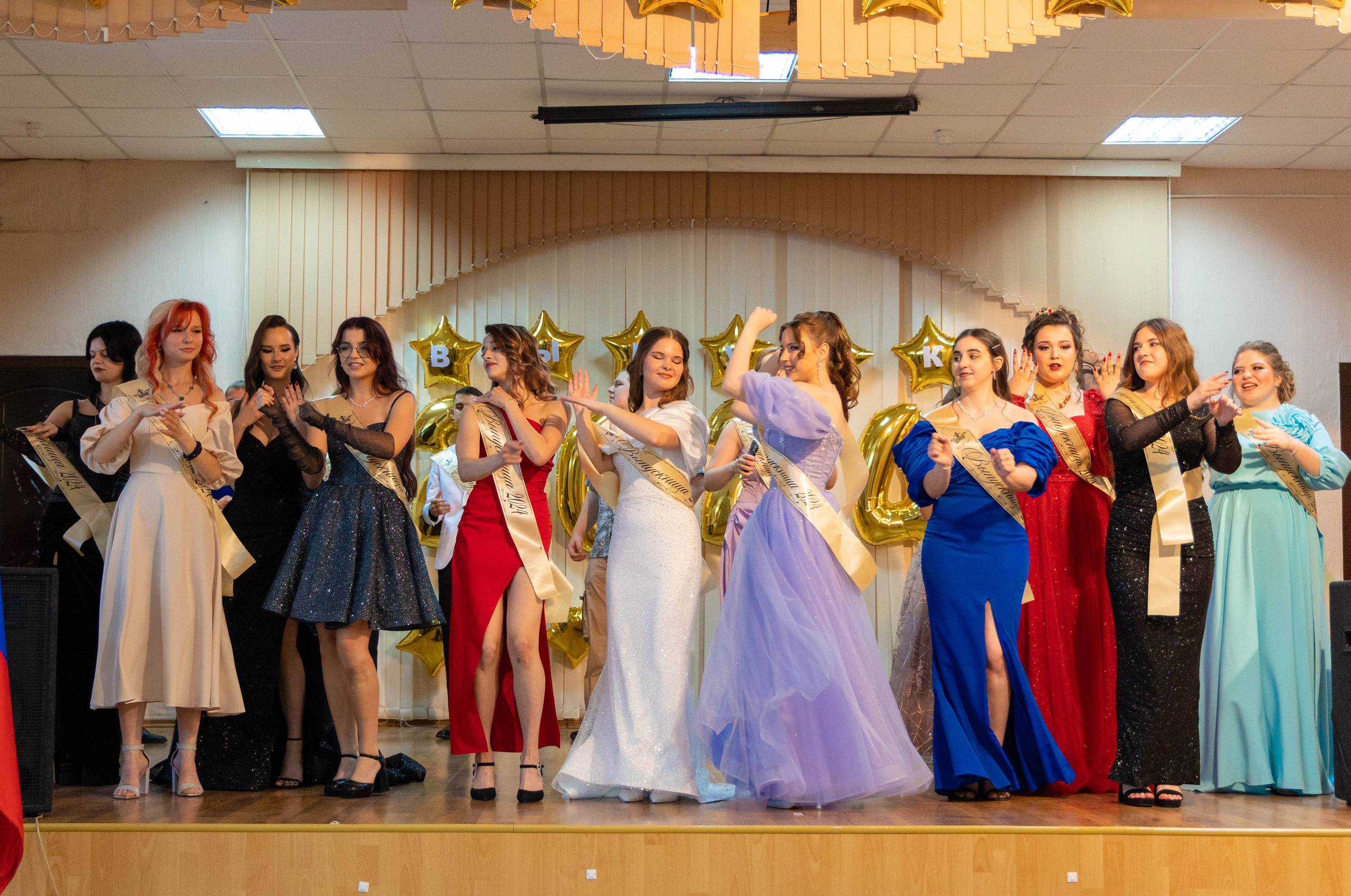 Школа № 5 Липецк. Выпускной 2024. Выпускные альбомы в Липецк